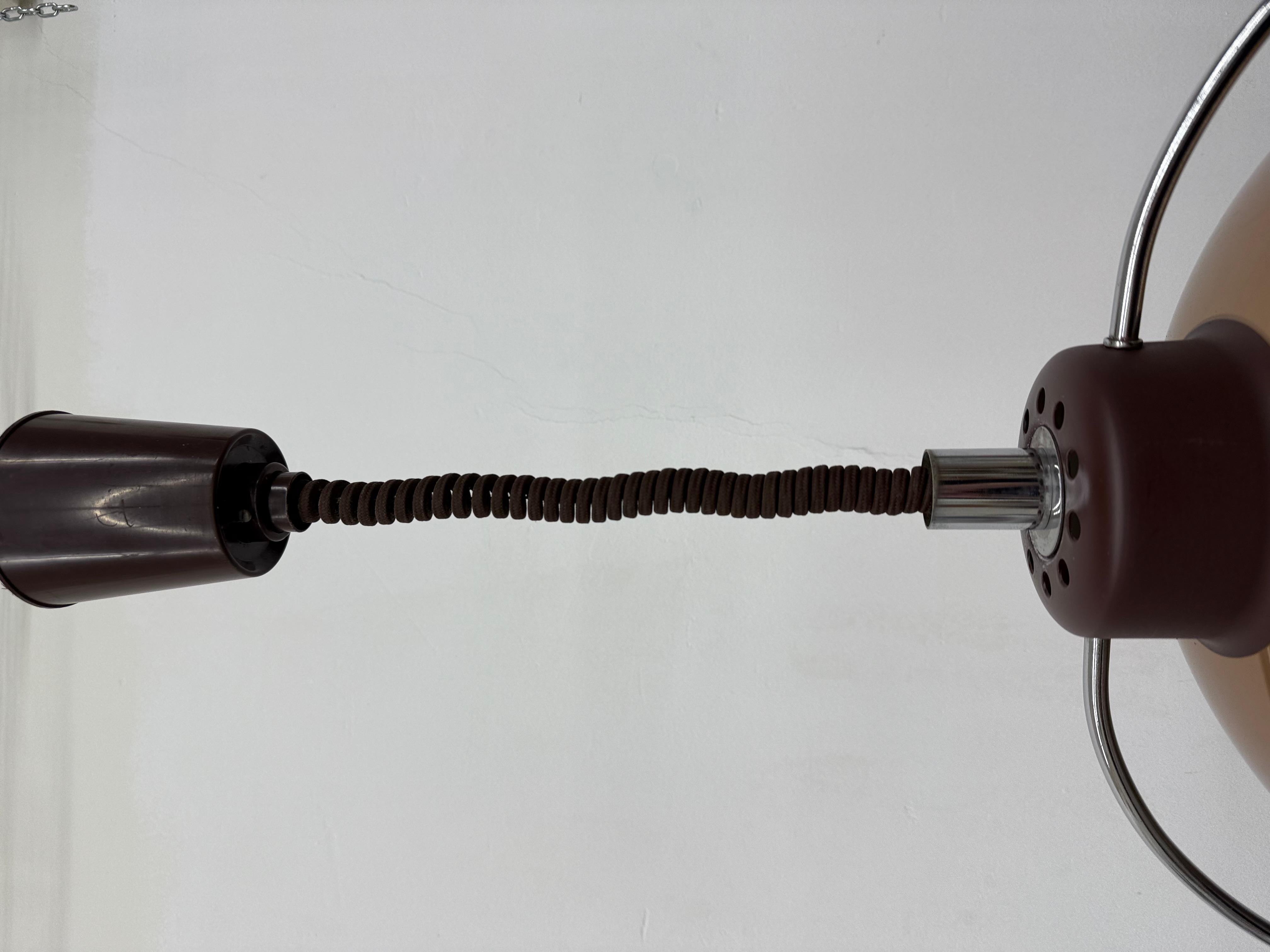 Lampe suspendue de l'ère spatiale, 1970 en vente 10