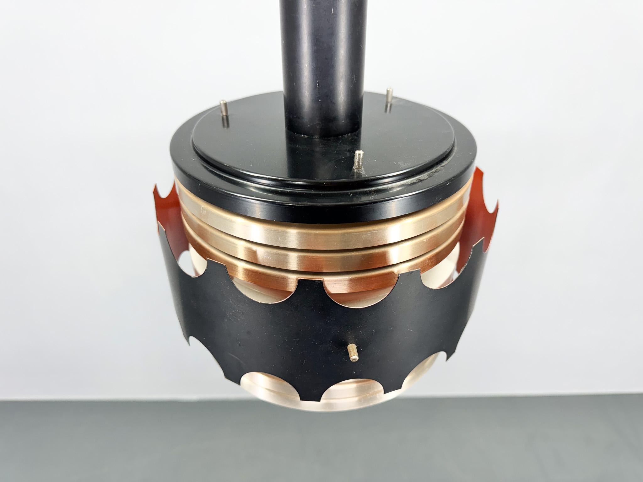 Lampe suspendue de l'ère spatiale VEB Leuchten, Allemagne, 1970 en vente 1