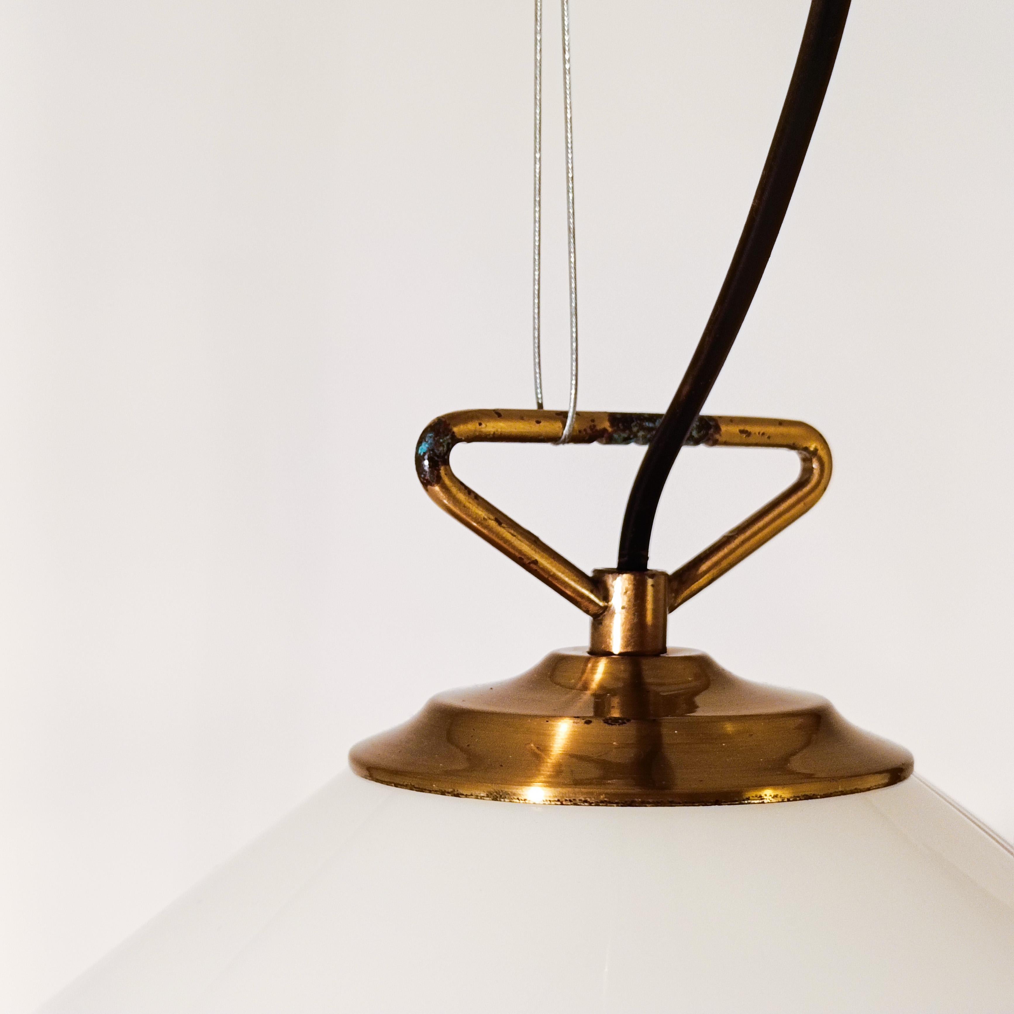 L'âge de l'espace. Énorme lampe suspendue en verre de Murano par iGuzzini, Italie, années 1970 en vente 7