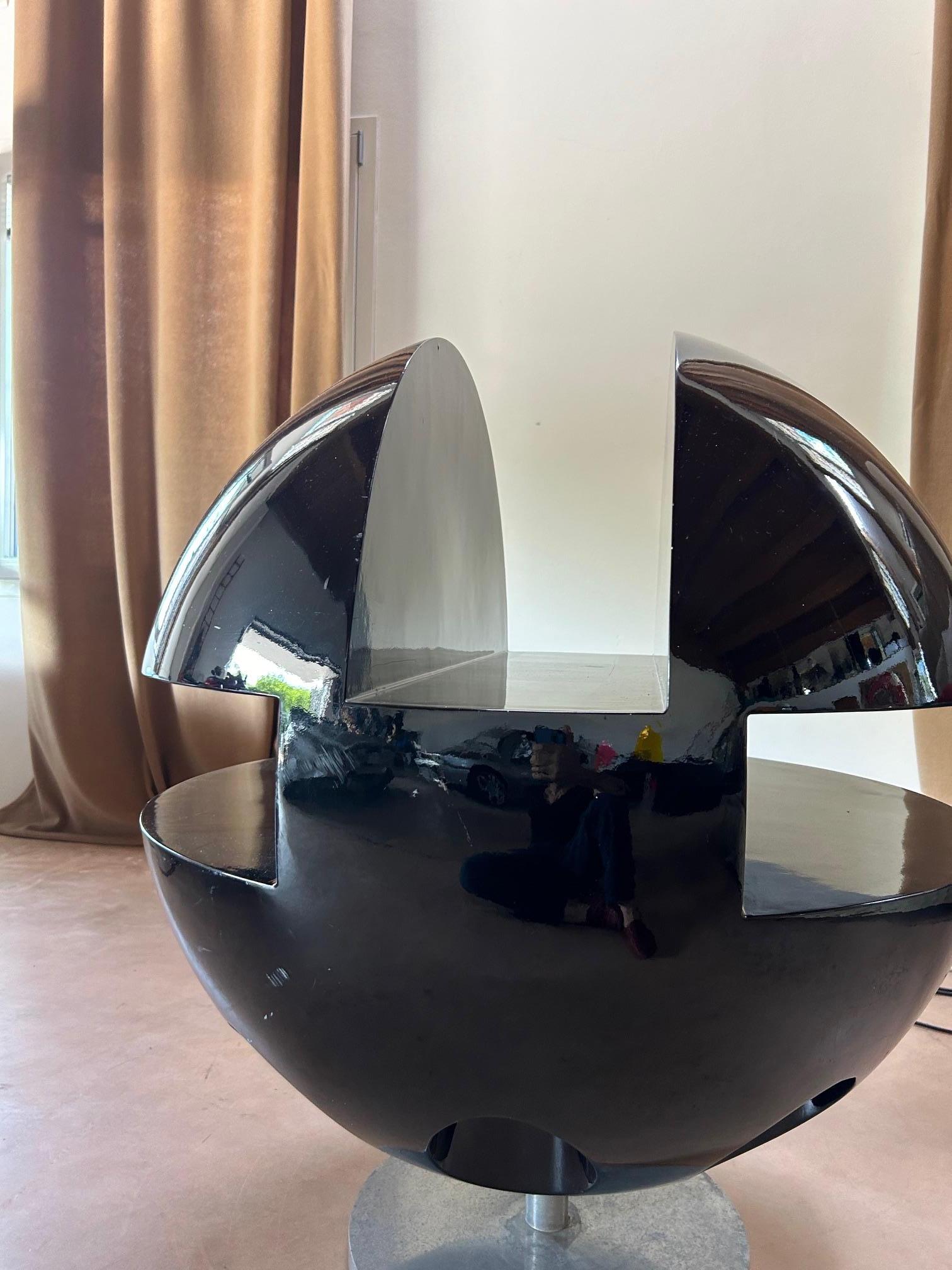 Space Age Illuminated bookcase attributed to Joe Colombo, Italy, 1970 For Sale 4