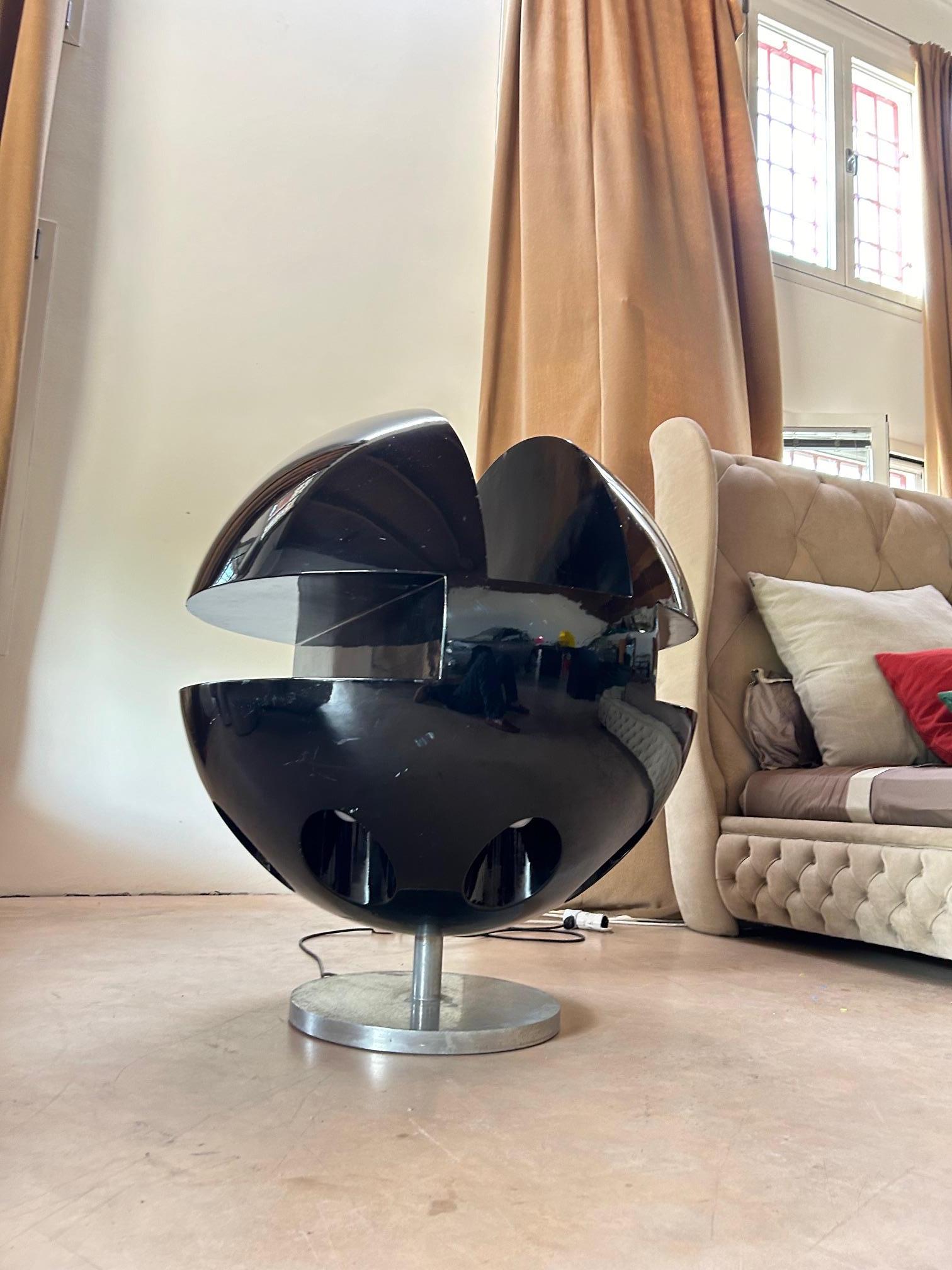 Space Age Illuminated bookcase attributed to Joe Colombo, Italy, 1970 For Sale 1