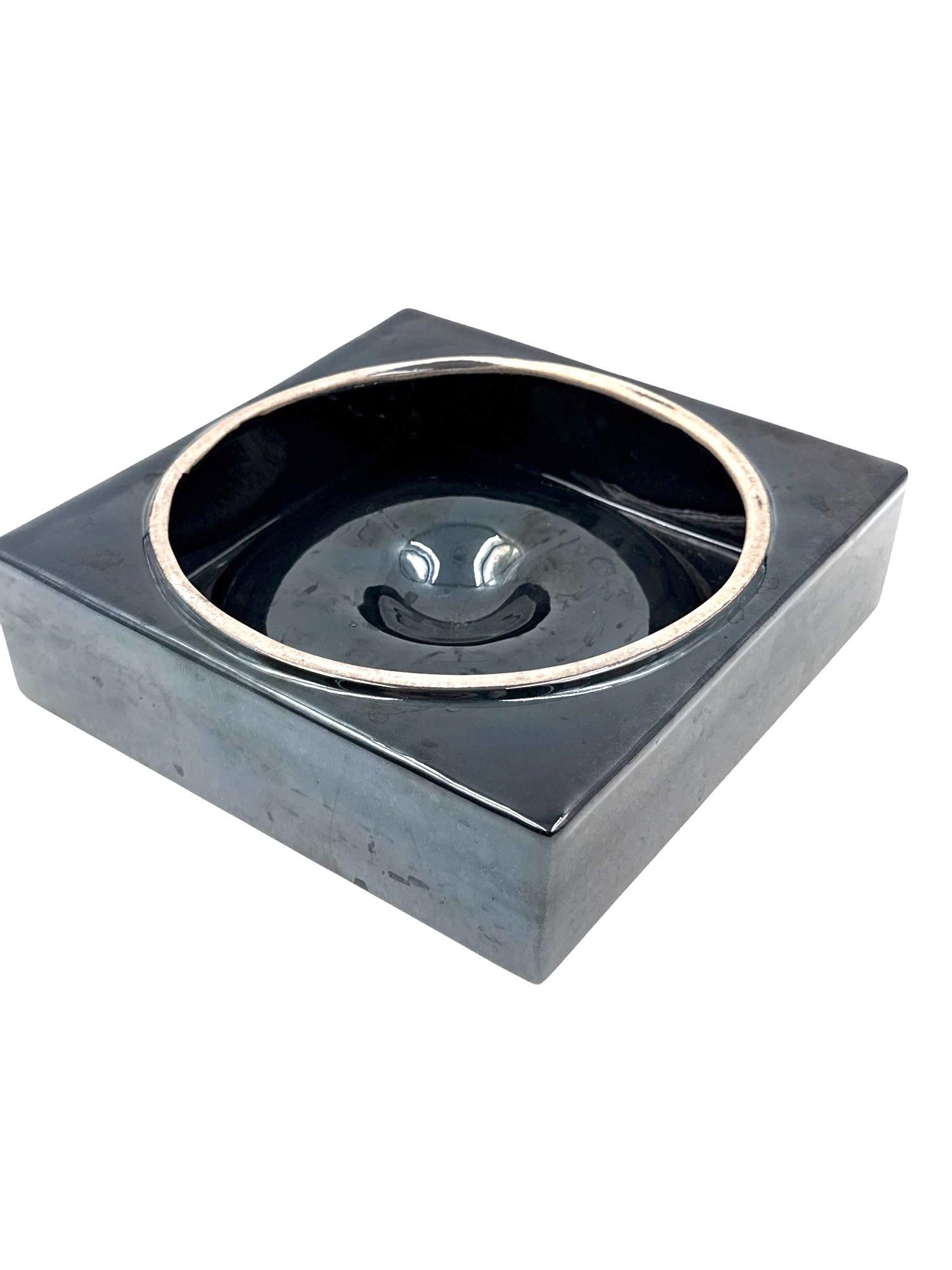 Space age iridescent blue ceramic ashtray, Italy 1970s 7