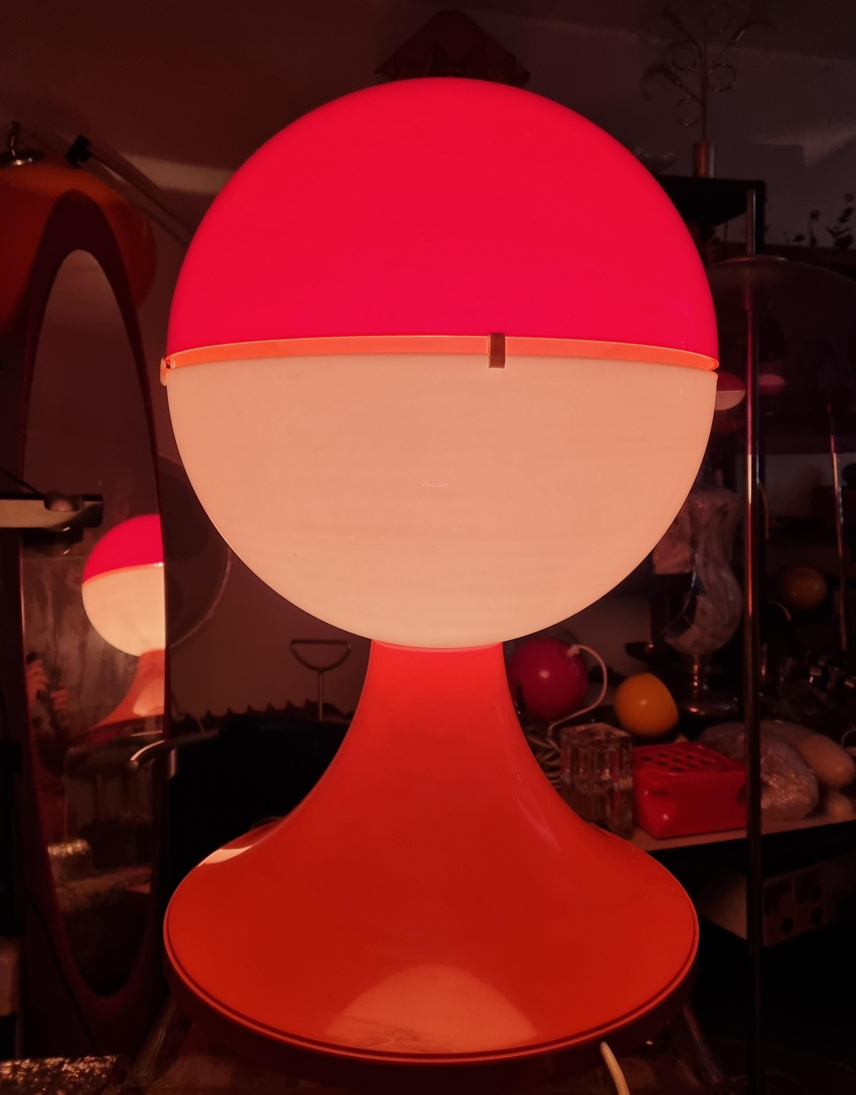 Space Age Italian Floor Lamp, Italy 70s For Sale 8
