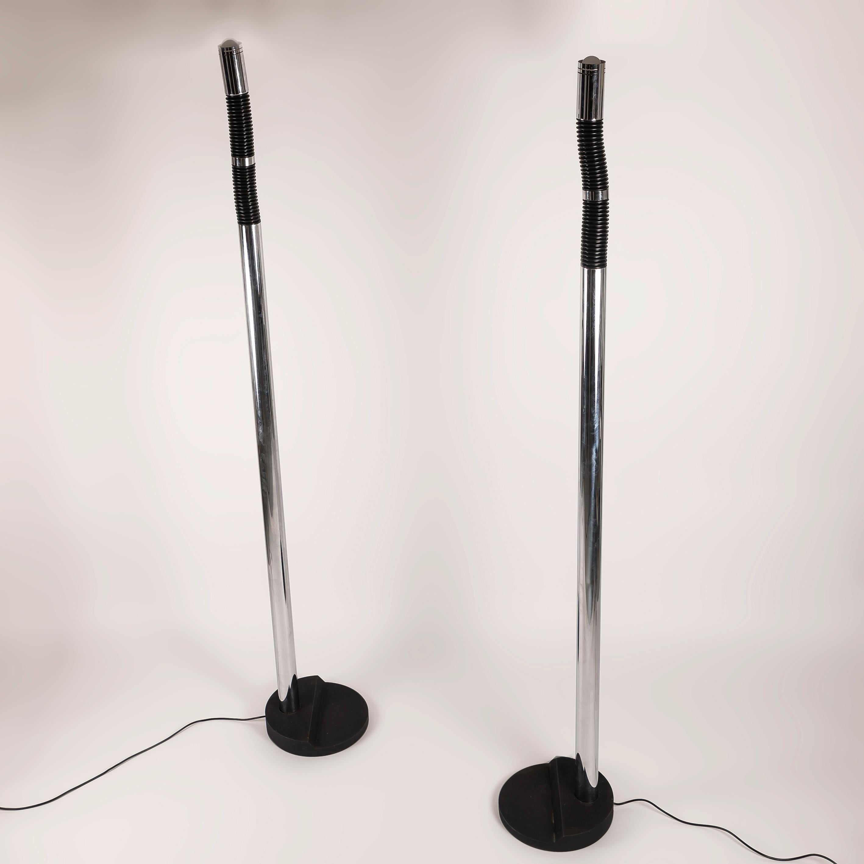 Space Age Italian Floor Lamps in Lacquered Iron and Chromed Metal, 1970s For Sale 2