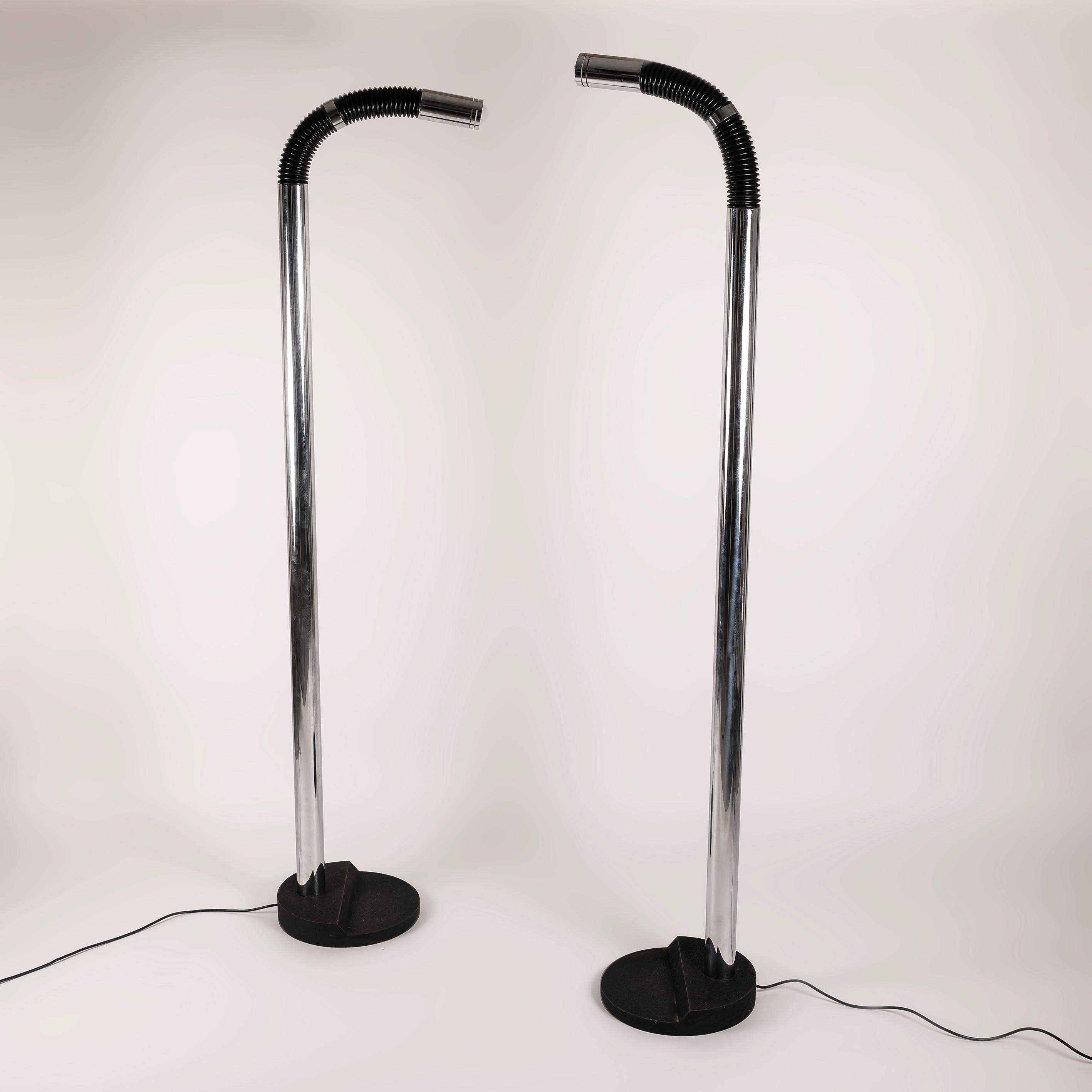 Space Age Italian Floor Lamps in Lacquered Iron and Chromed Metal, 1970s For Sale 5