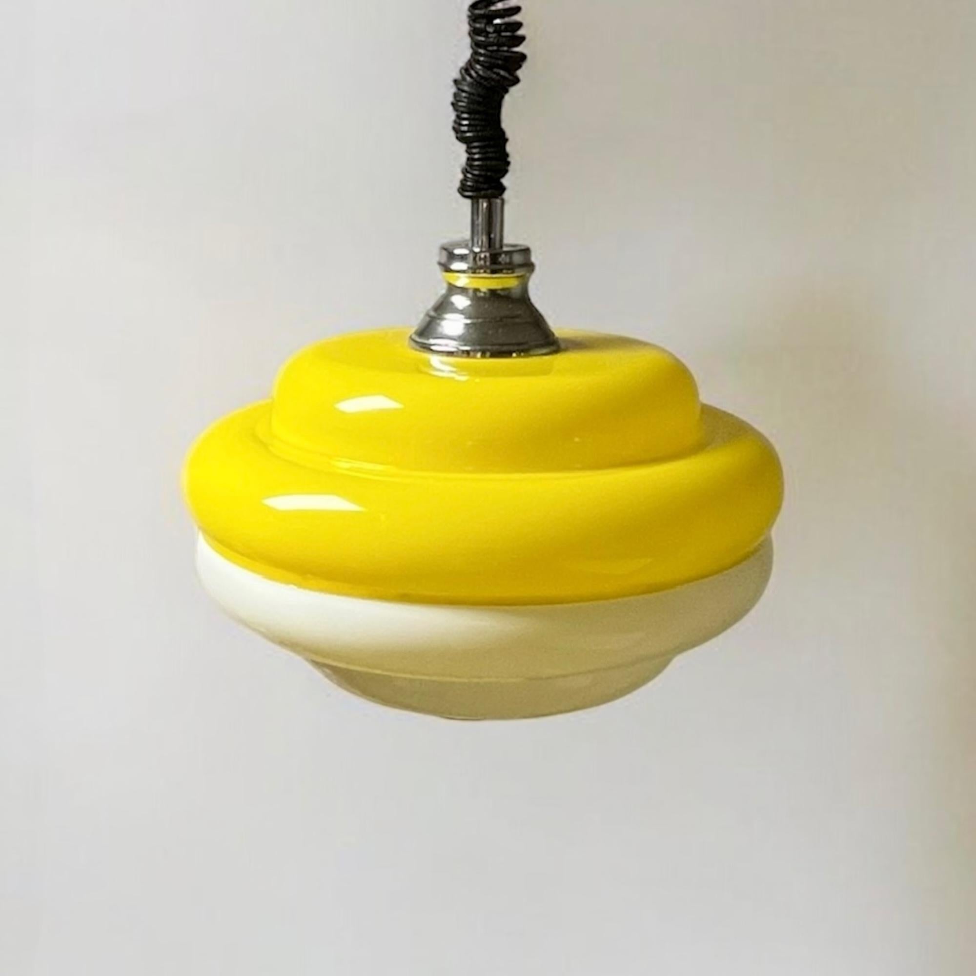 Space Age Italian Hanging Lamp in Yellow and White Acrylic, 1960s 6