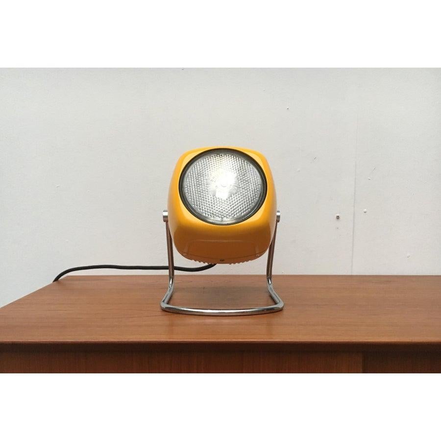 Lampe de table italienne de l'ère spatiale Harveiluce, 1970 en vente 5