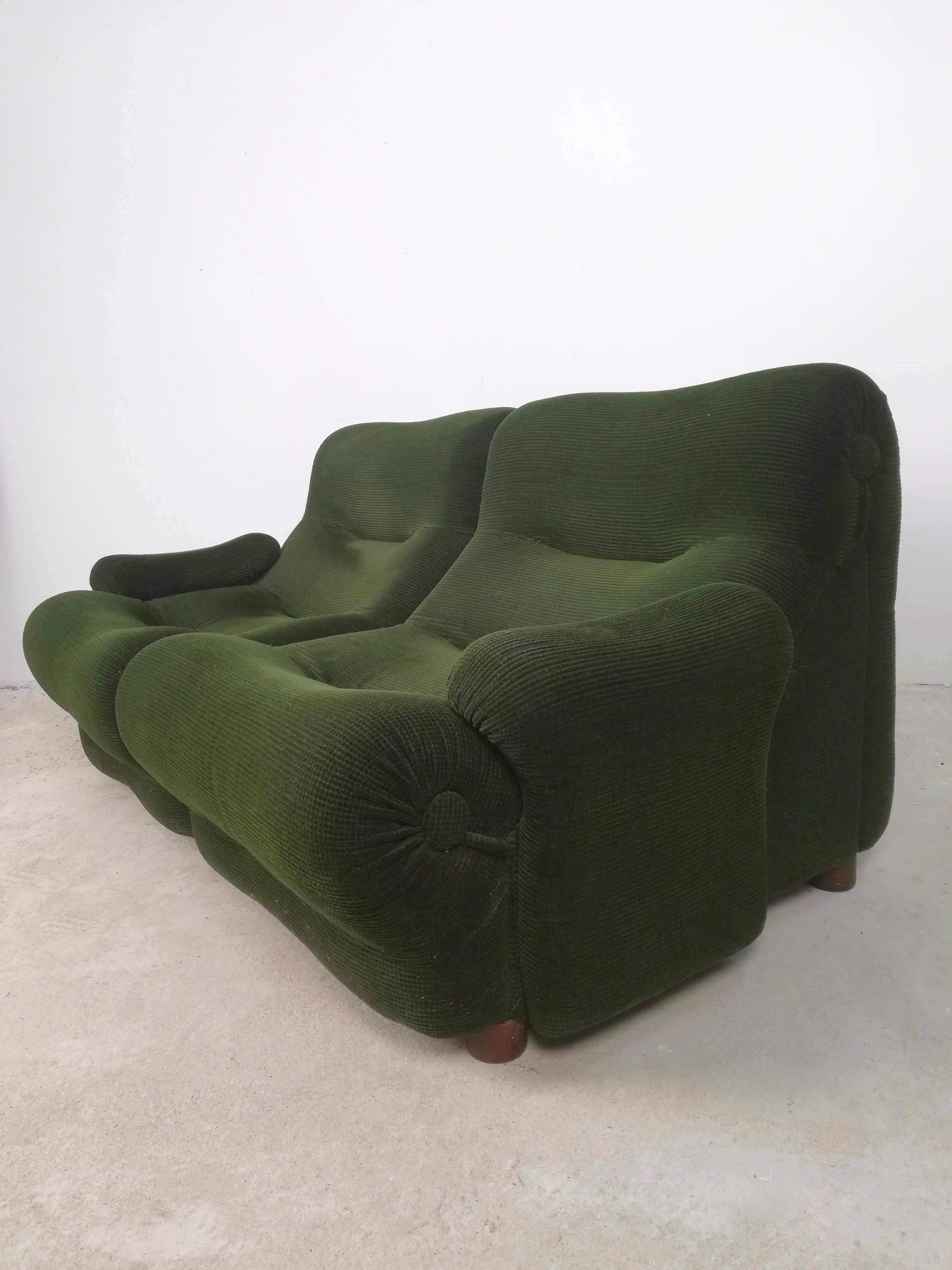 Modulares italienisches Sofa aus dem Space Age des Space Age, entworfen von Emilio Guarnacci für 1P, Italien im Zustand „Relativ gut“ im Angebot in Roma, IT