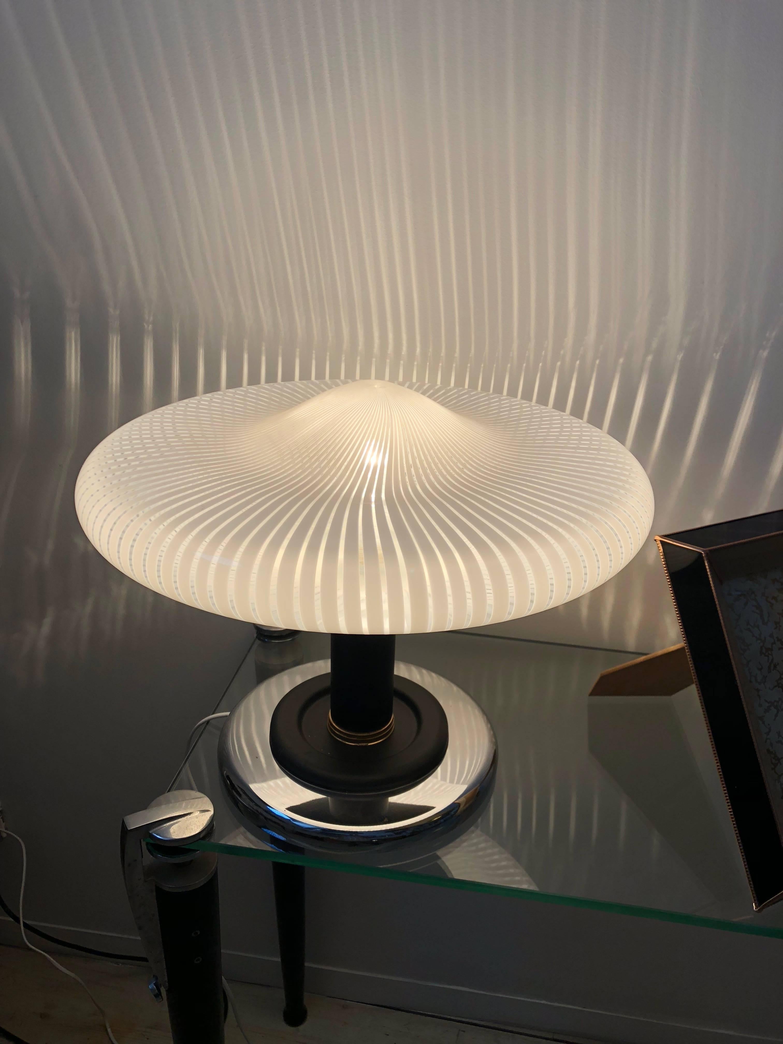 Space Age Italian Venini Glass Table Lamp 1980 In Excellent Condition In Aci Castello, IT