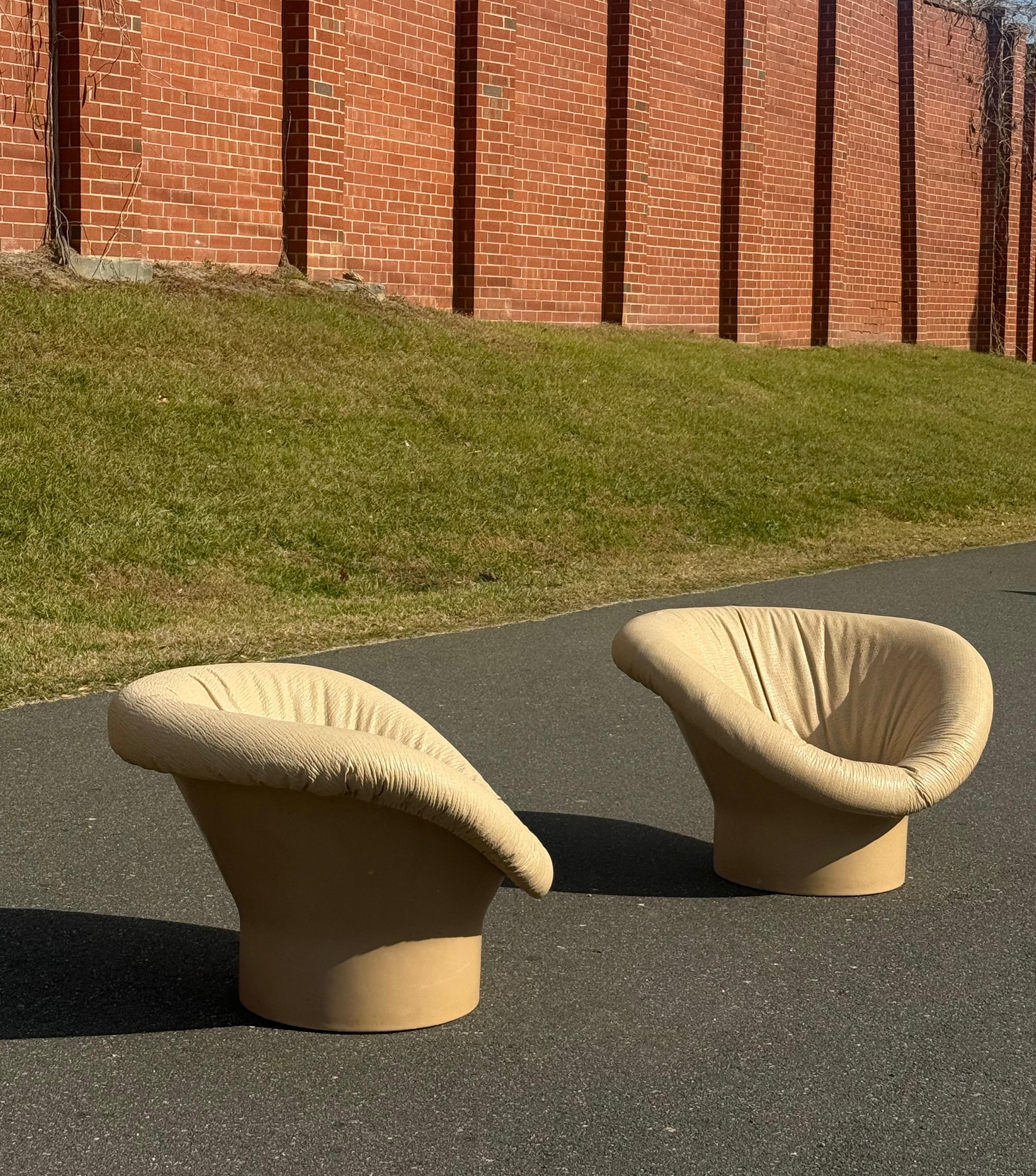 Ère spatiale Paire de salons 