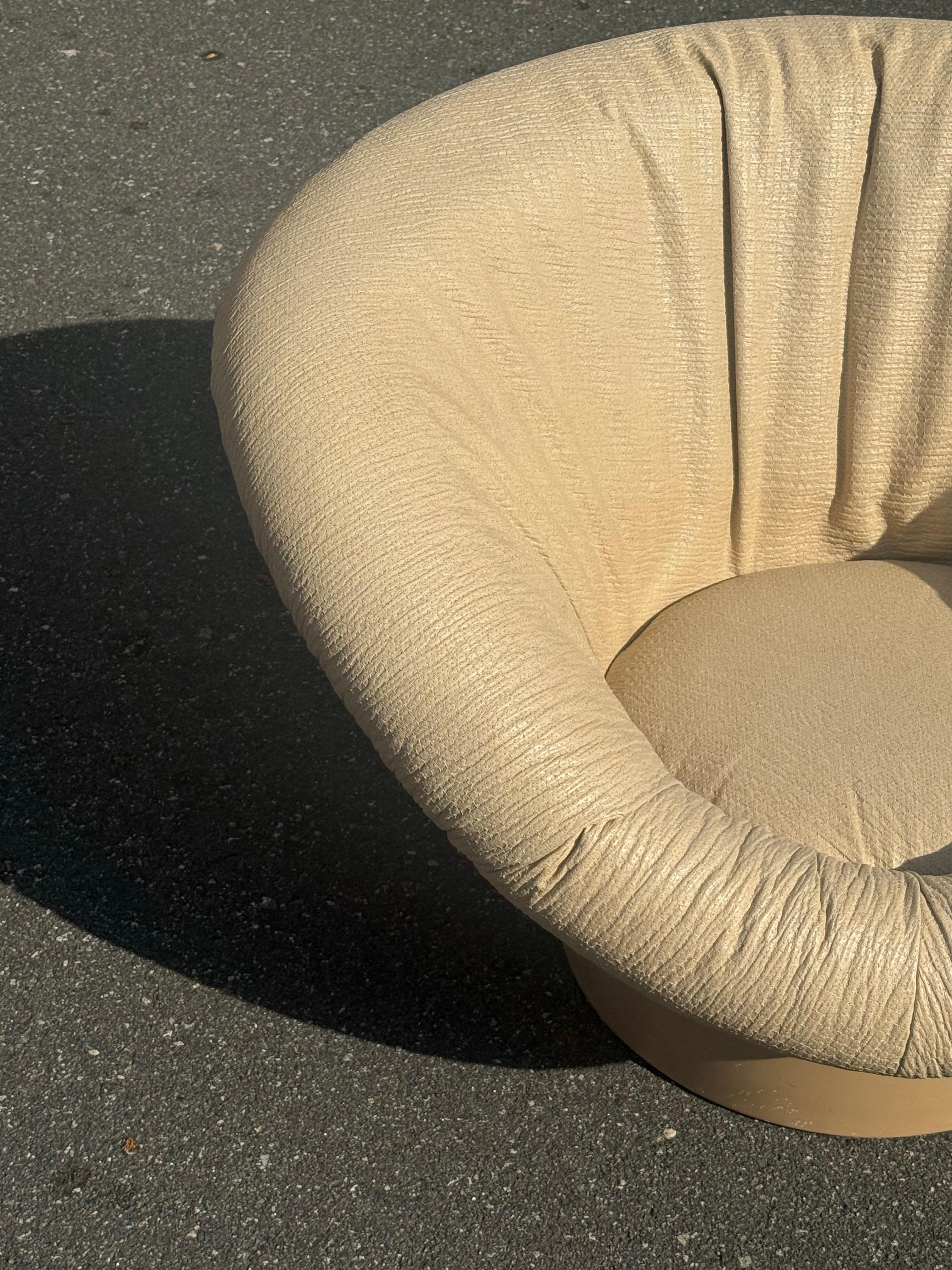 Milieu du XXe siècle Paire de salons 