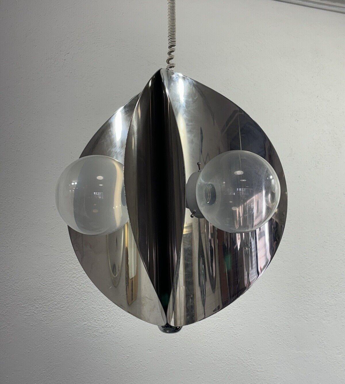 Italian Lampe à suspension de l'ère spatiale Design moderne des années 1970 en vente