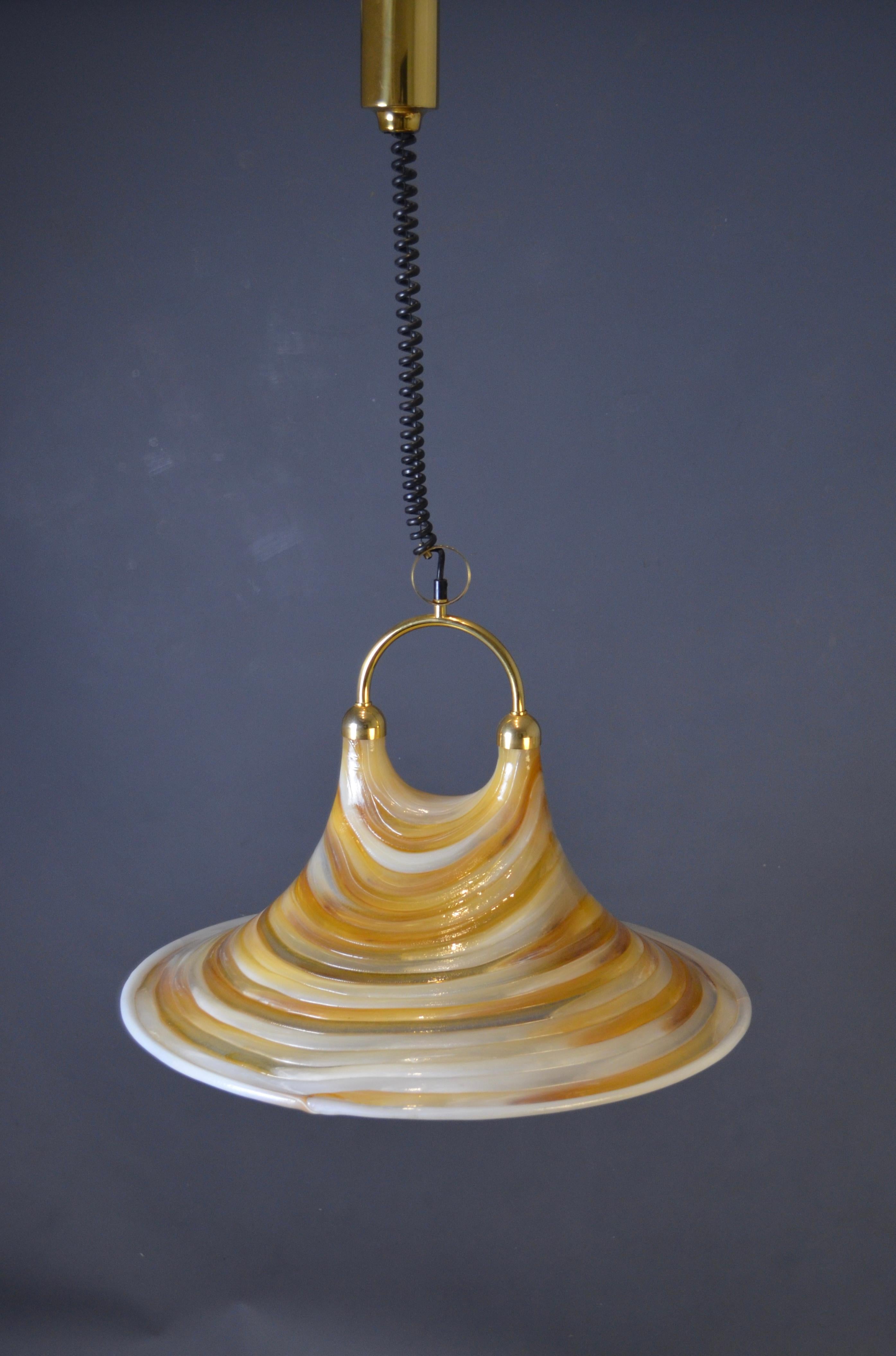Resina Lampada a sospensione di grandi dimensioni A Space, mix di lucite e fibra di vetro, Germania, anni '70 in vendita