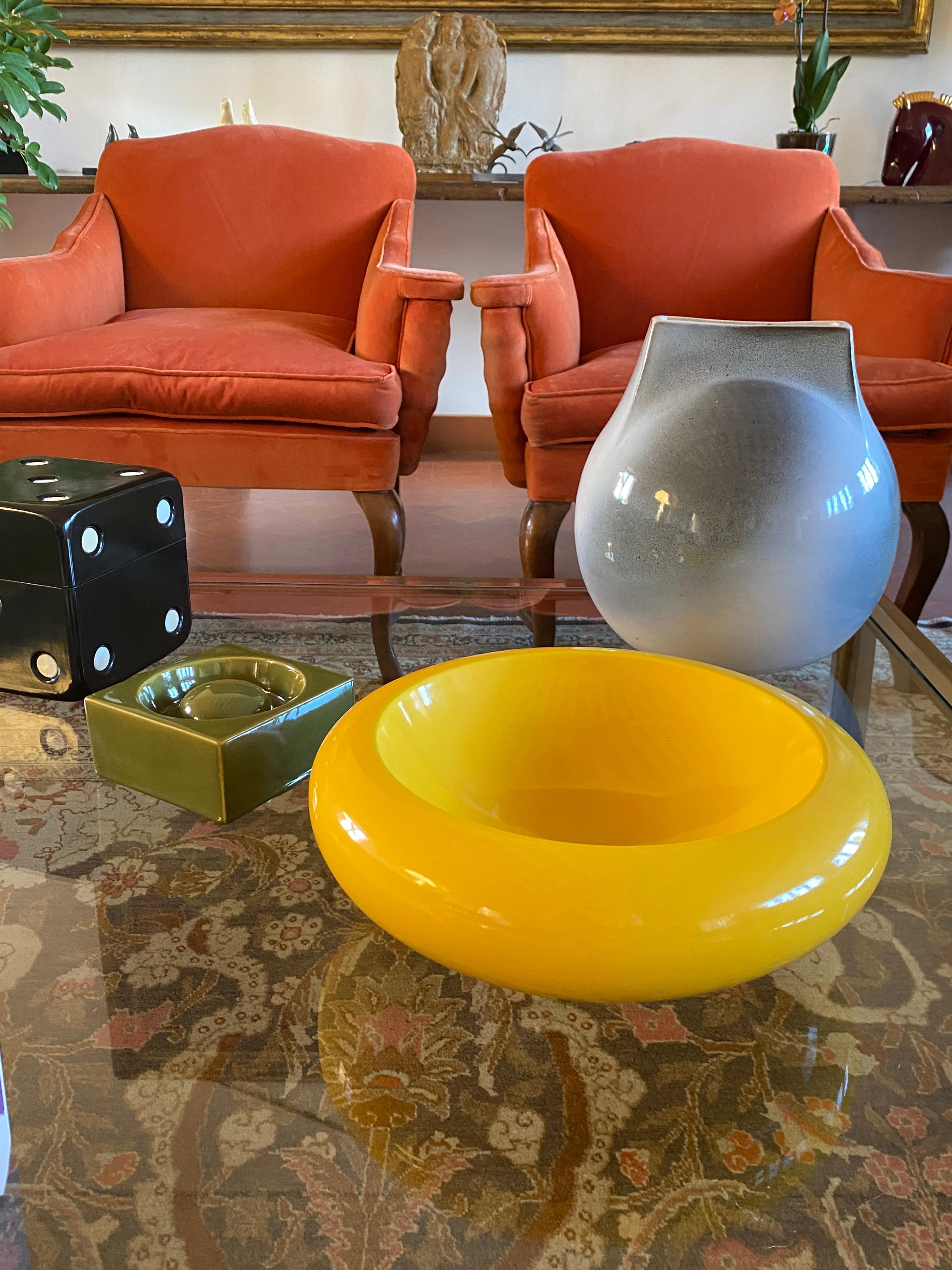Centre de table en céramique jaune de l'ère spatiale / vide poche, Sicart Italie 1970 en vente 6