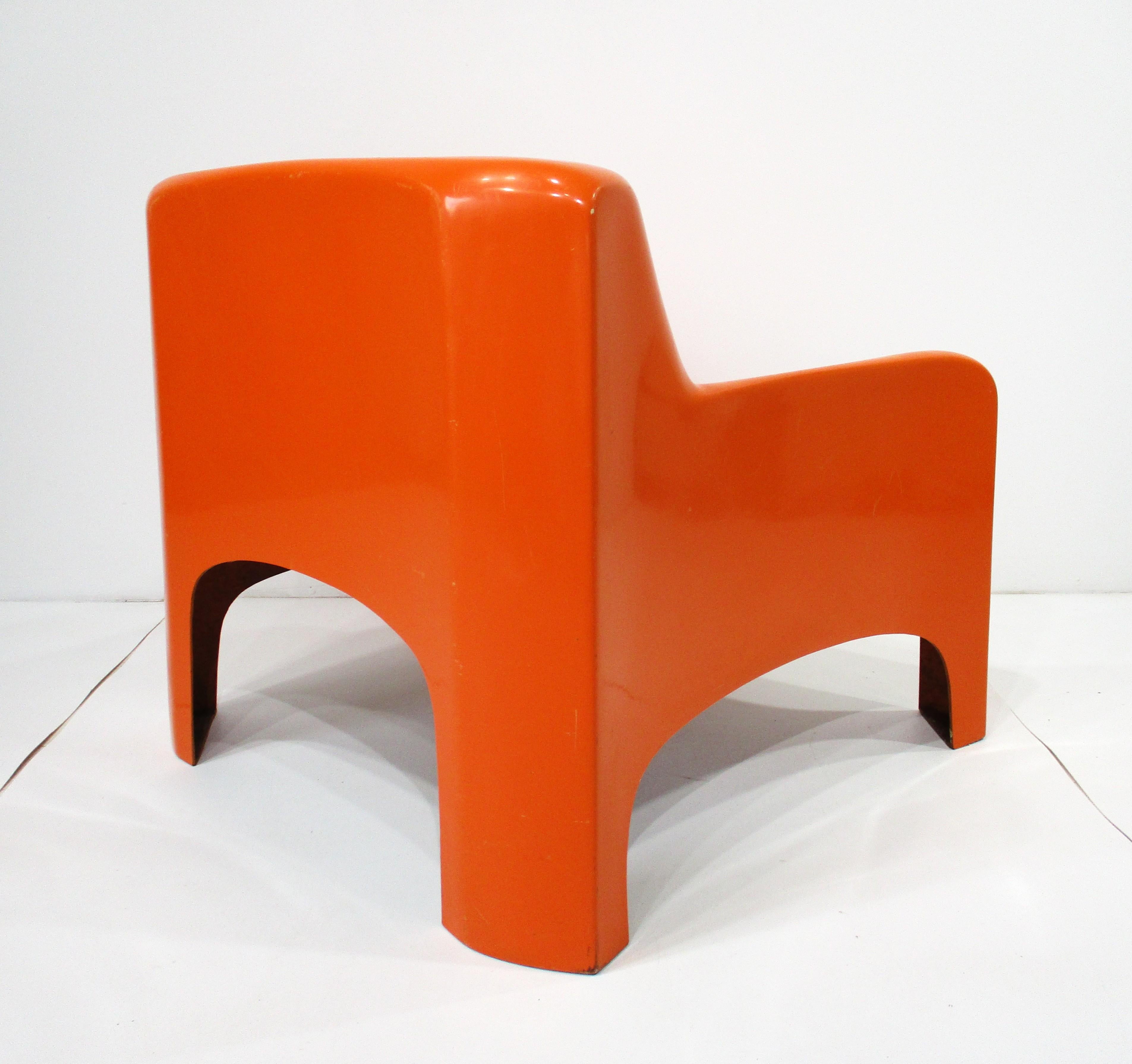20th Century Vico Magistretti styled Space Age Lounge Chair Italy For Sale