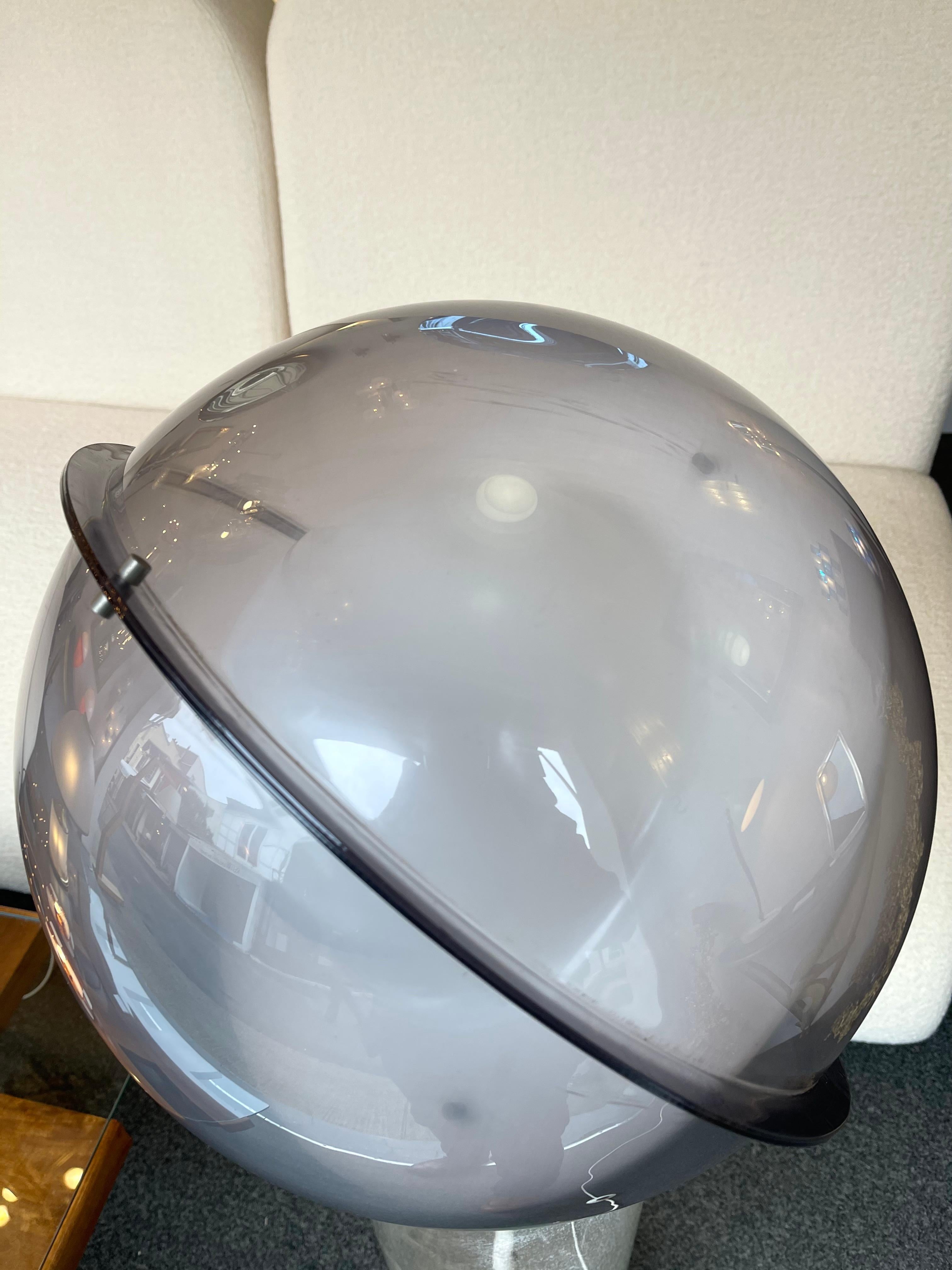 Lámpara de pie Saturn de Lucite de la Era Espacial, Italia, años 70 en Bueno estado para la venta en SAINT-OUEN, FR