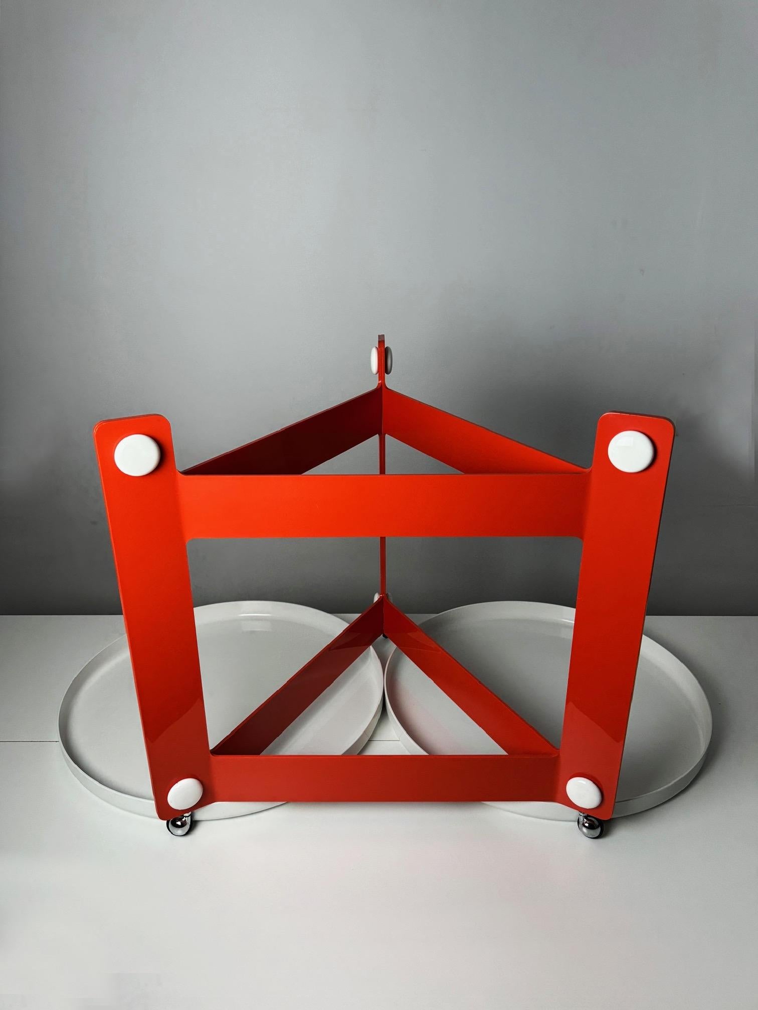 Space Age Luigi Massoni Coffee Table Trolley for Guzzini - 1970s Italian Design 1