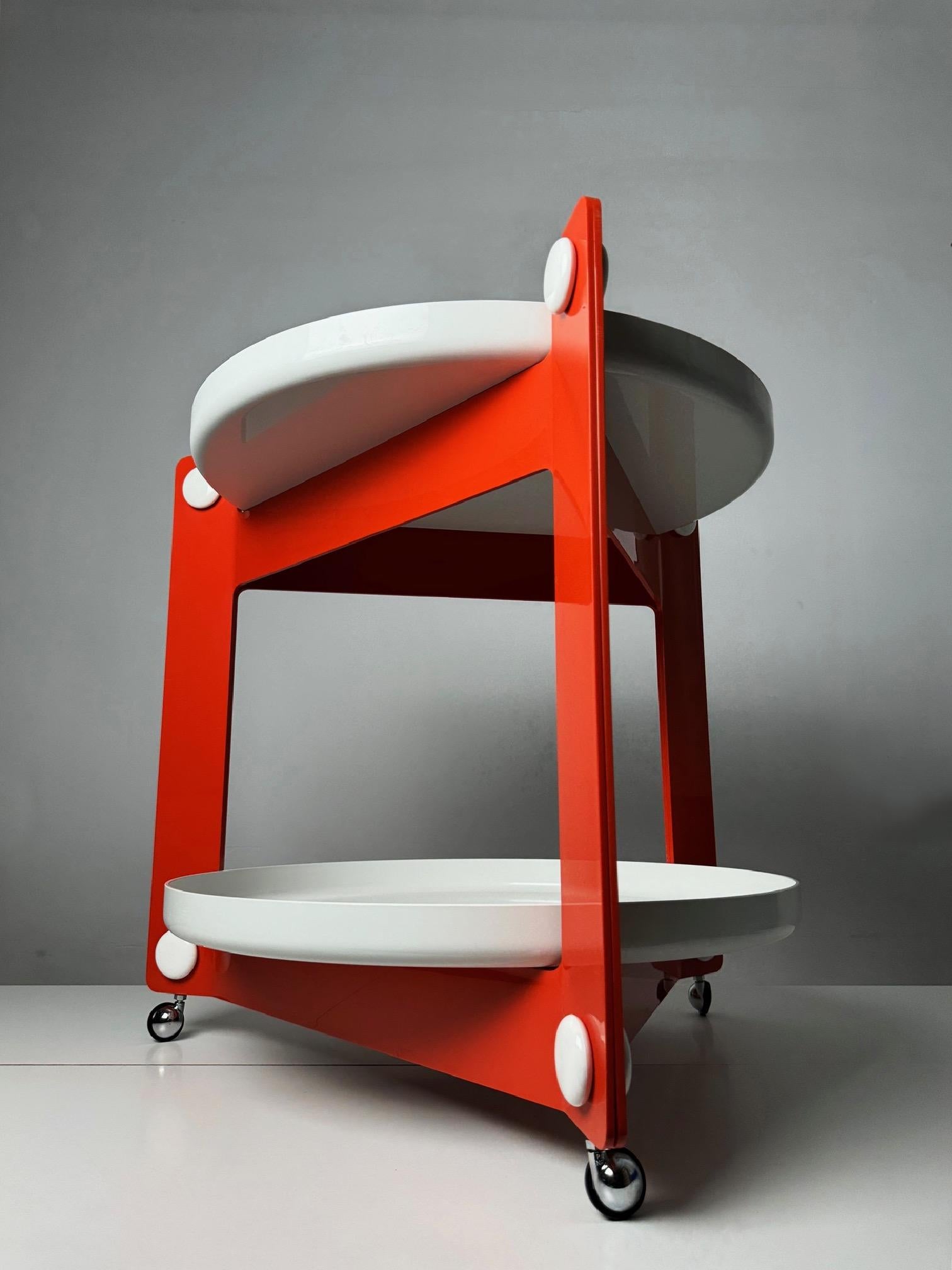 Space Age Luigi Massoni Coffee Table Trolley for Guzzini - 1970s Italian Design 2