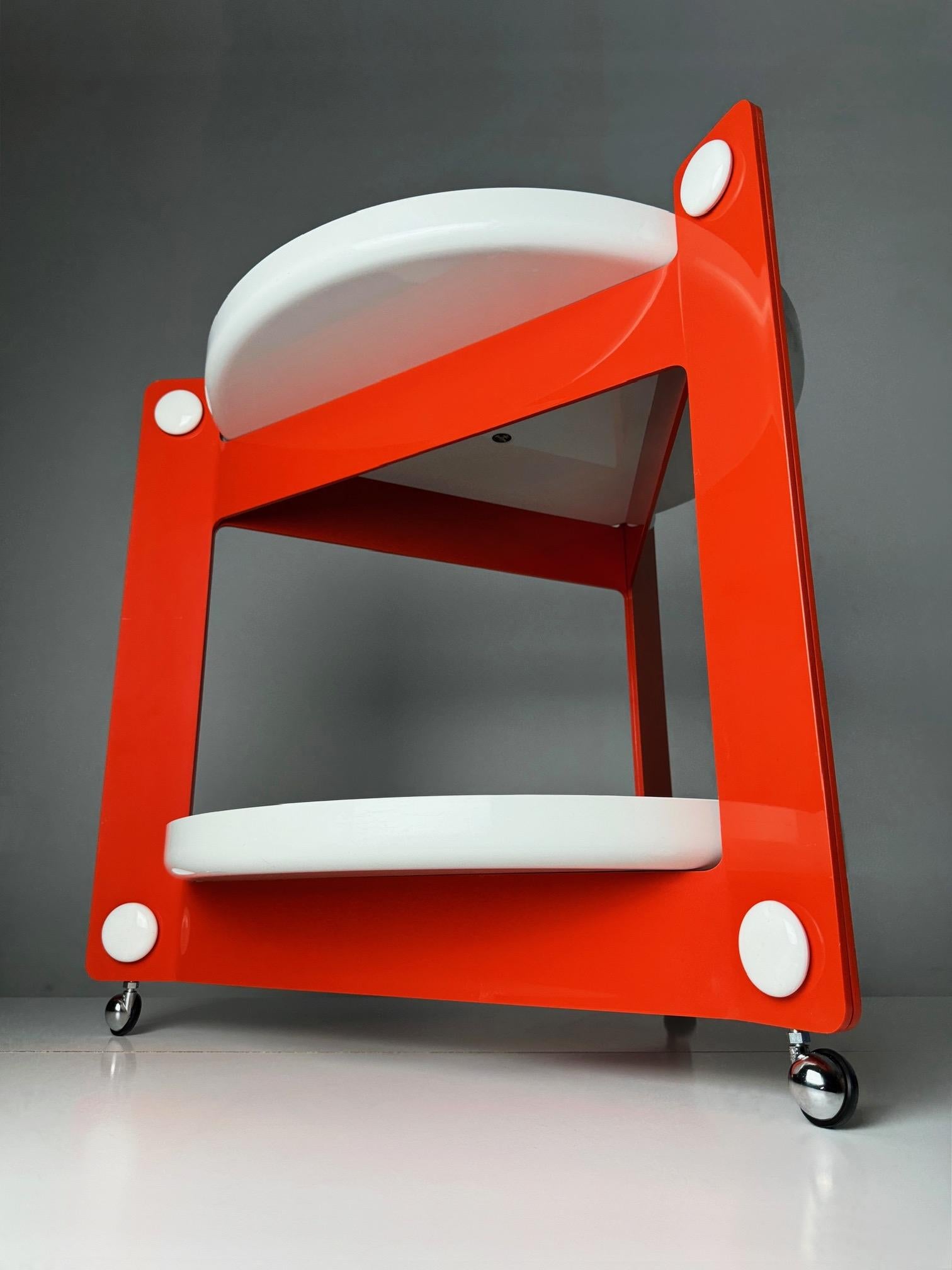 Space Age Luigi Massoni Coffee Table Trolley for Guzzini - 1970s Italian Design 3