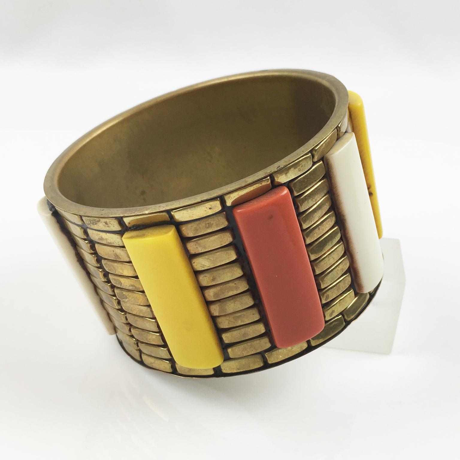 A Space Machine Age Bracelet en laiton et cabochons Bangle en vente 1