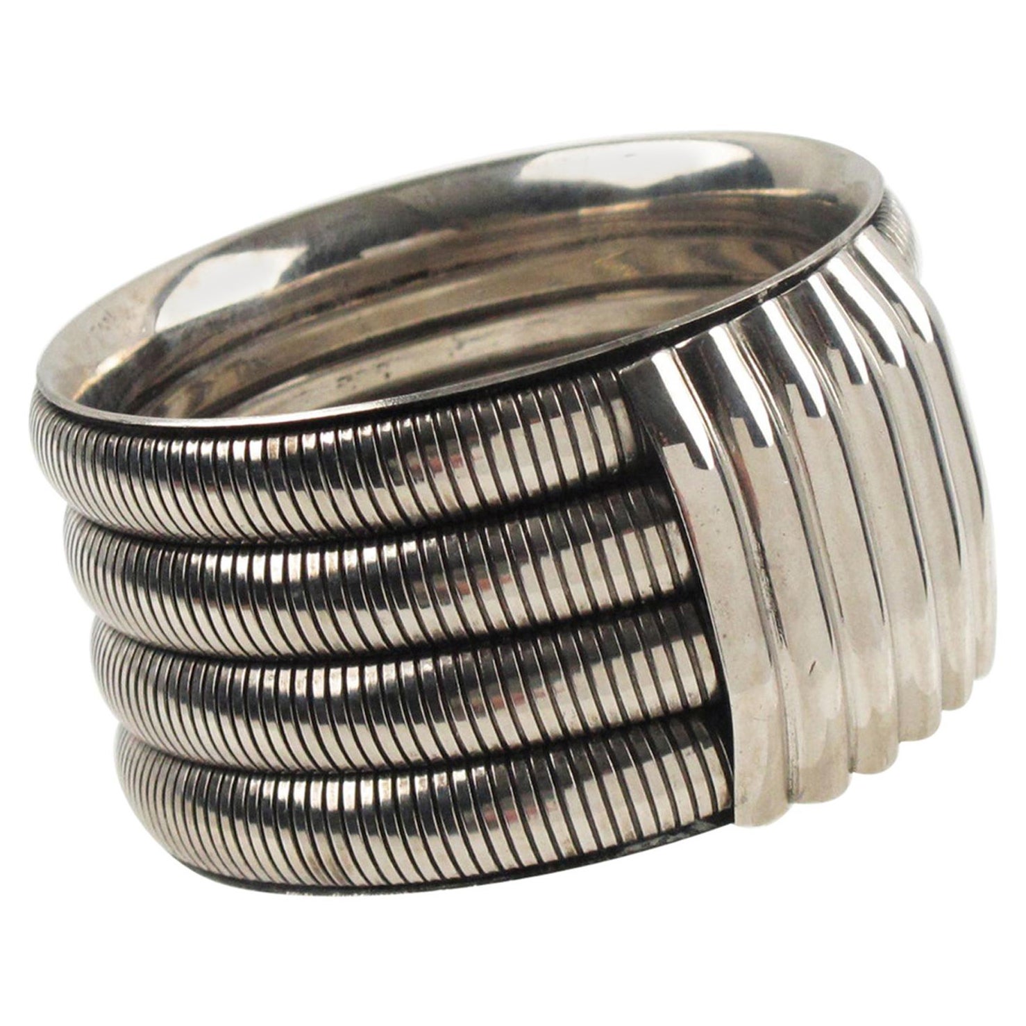 A Space Machine Age Massive Bracelet en métal Silvertone en vente
