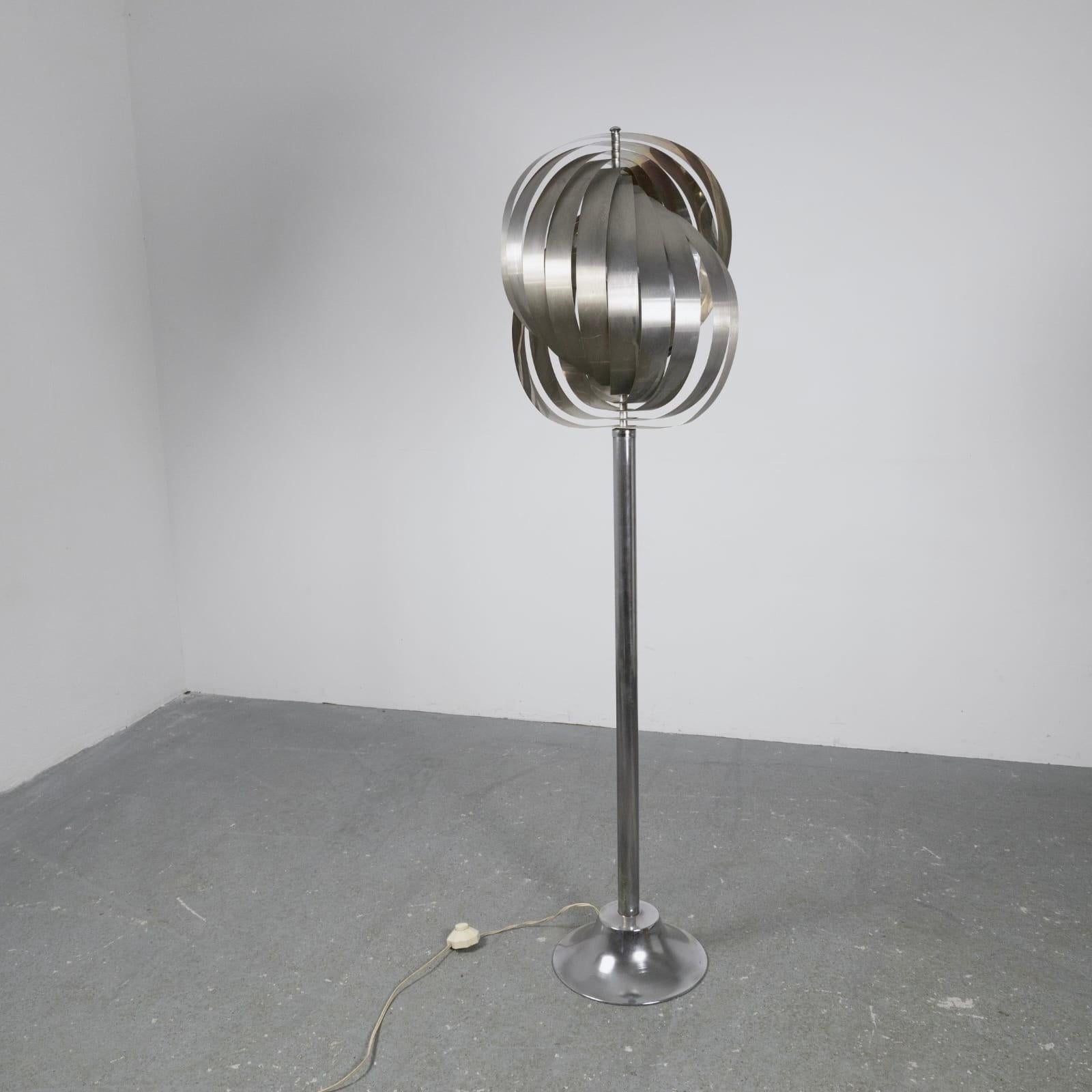 Space Age Metal Floor Lamp by Henri Mathieu, France, 1970s For Sale 4
