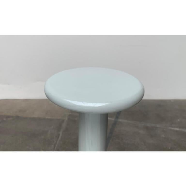 Stand ou table d'appoint en métal A Space Excellent état - En vente à Hamburg, DE