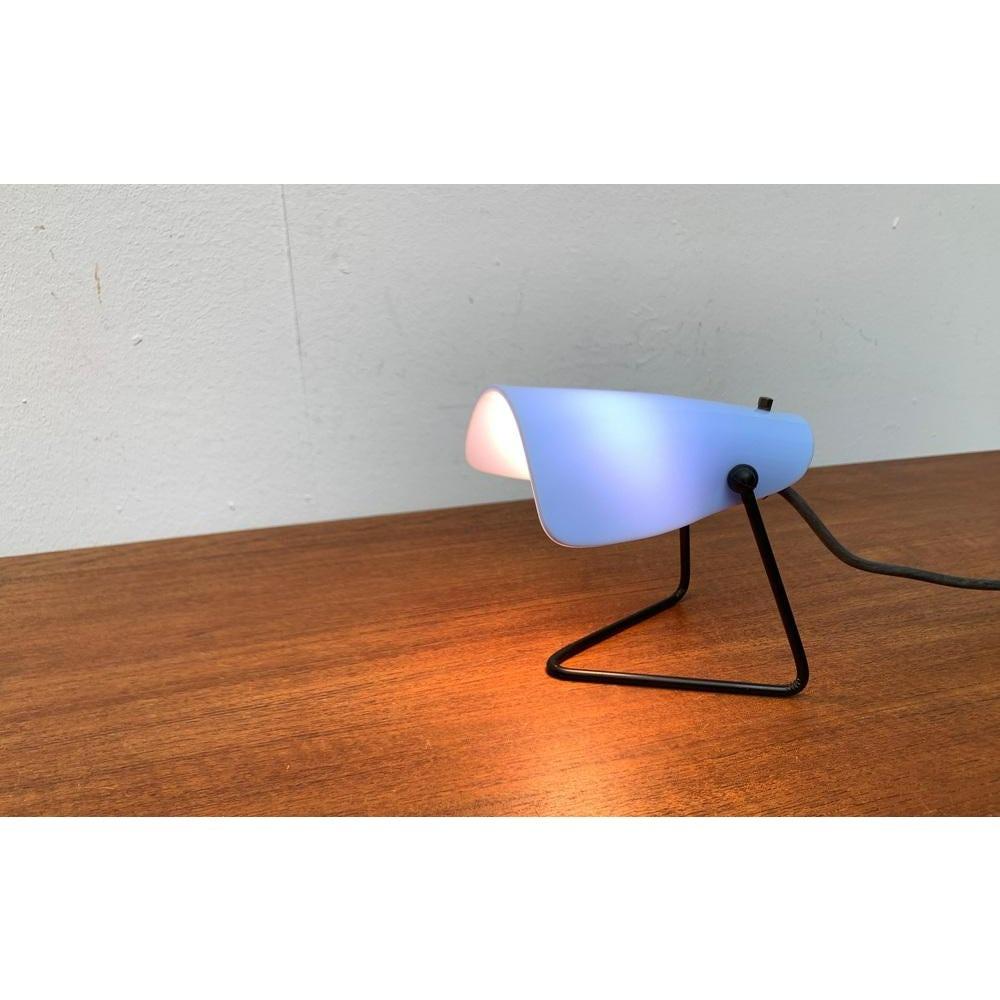 Lampe de table minimaliste de l'ère spatiale mi-siècle, années 1960 en vente 2