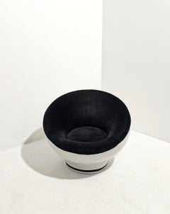 Space Age Mid-Century Modern Armchair in Fiberglass and Velvet Design Italy 1970