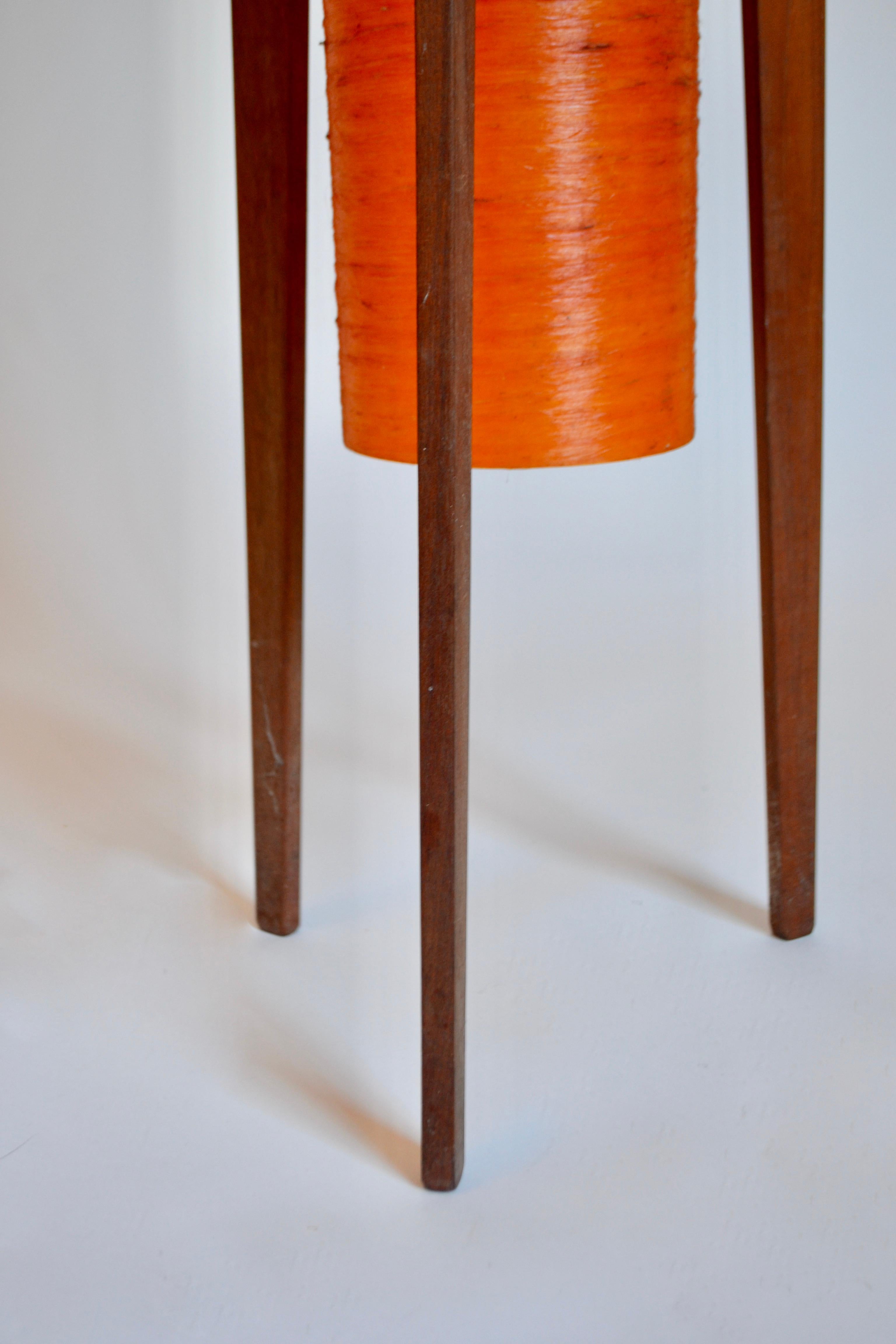Space Age Midcentury Fibreglass Rocket Floor Lamp, 1960s In Good Condition In London, GB