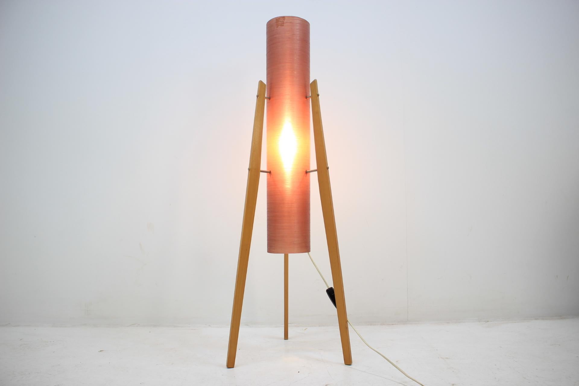 Space-Age Midcentury Lamp Called 