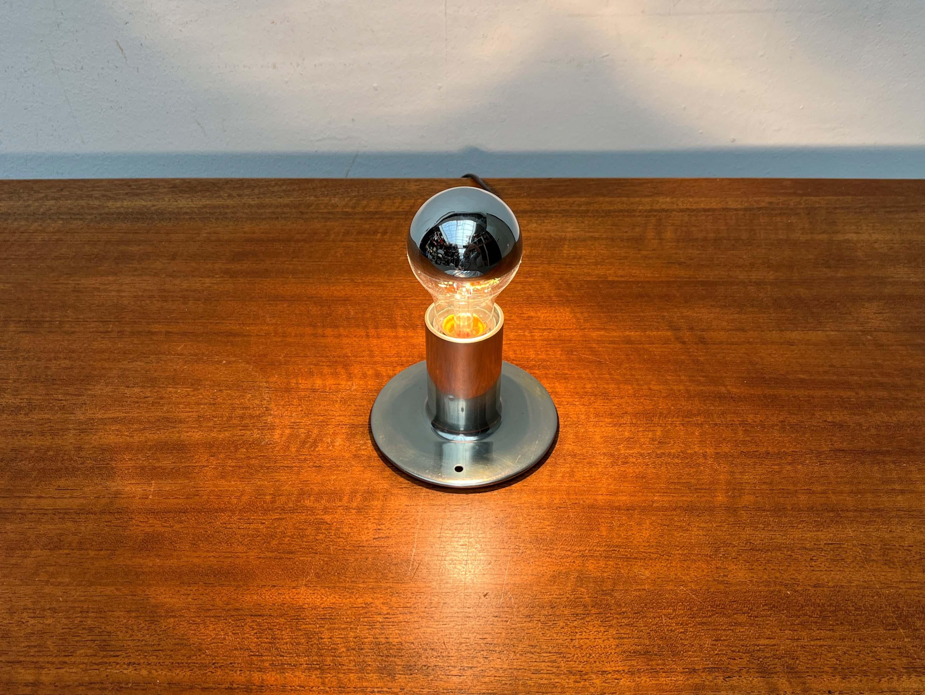Space Age Minimalist Table or Wall Lamp, 1960s For Sale 4