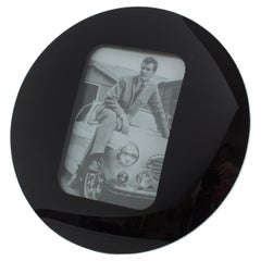 Marco redondo de cristal modernista de la era espacial, hacia 1970