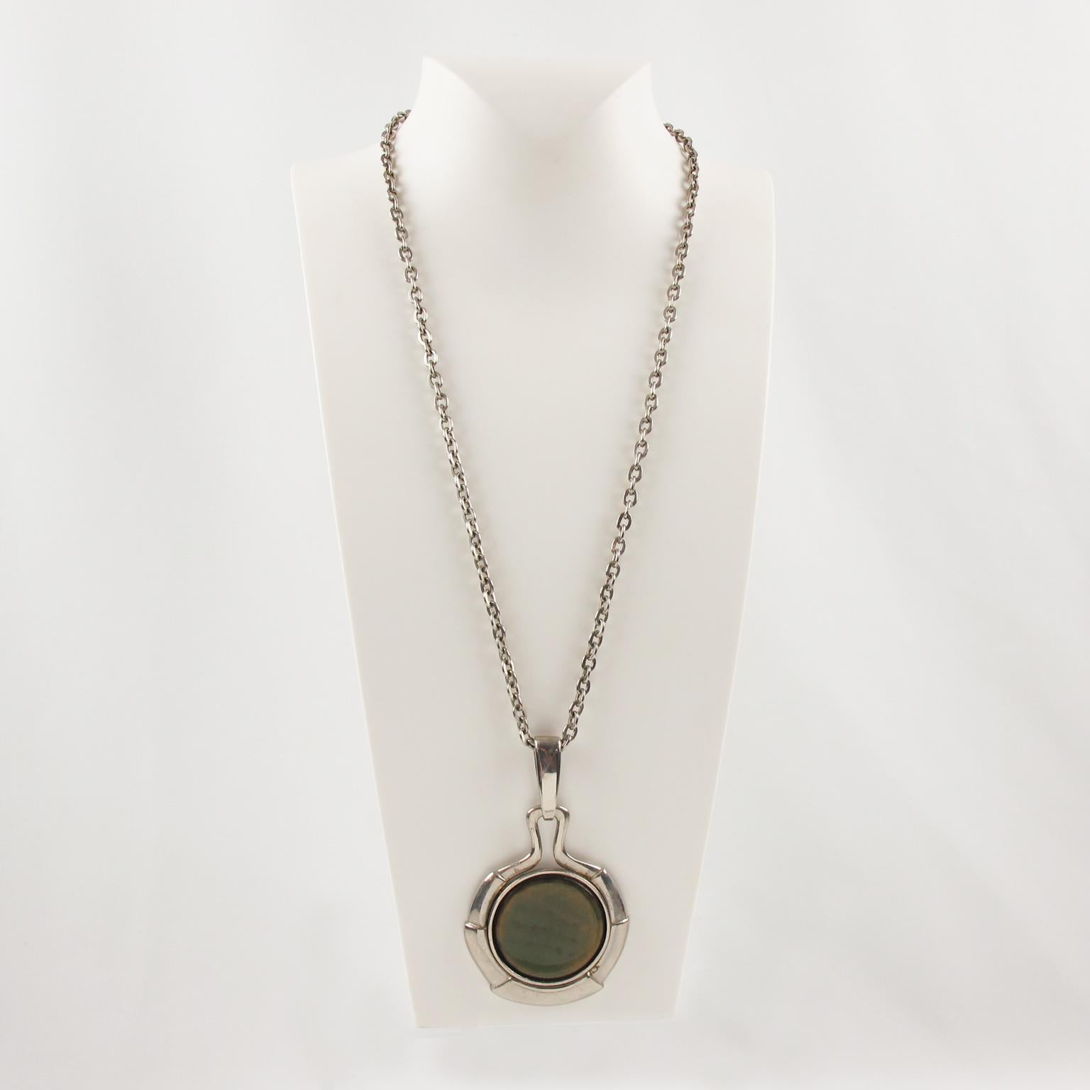 Space Age Modernist Necklace Green Iridescent Resin Pendant In Excellent Condition For Sale In Atlanta, GA