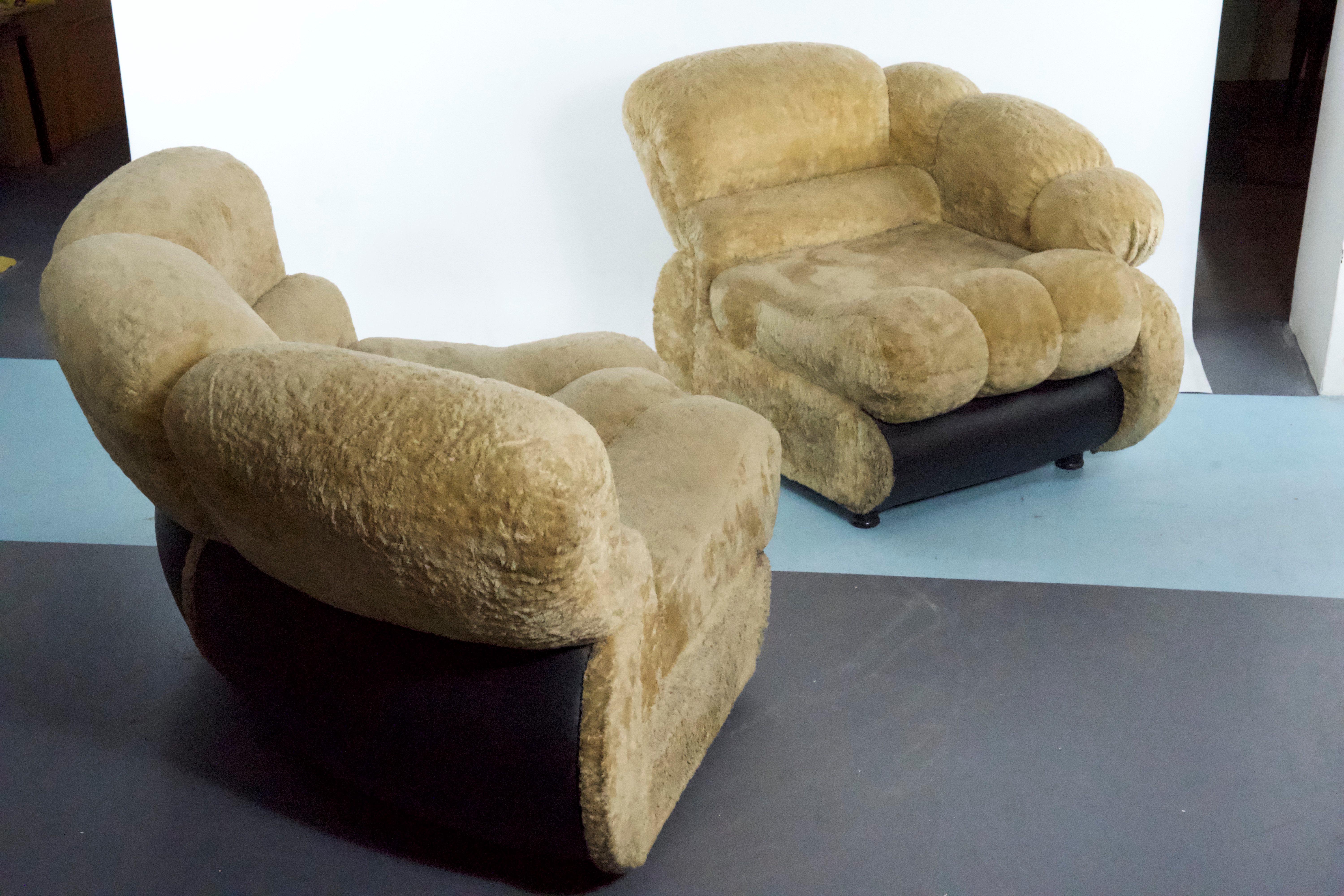Canapé modulaire de l'ère spatiale Adriano Piazzesi, ours en peluche crème et similicuir, 1970 en vente 7