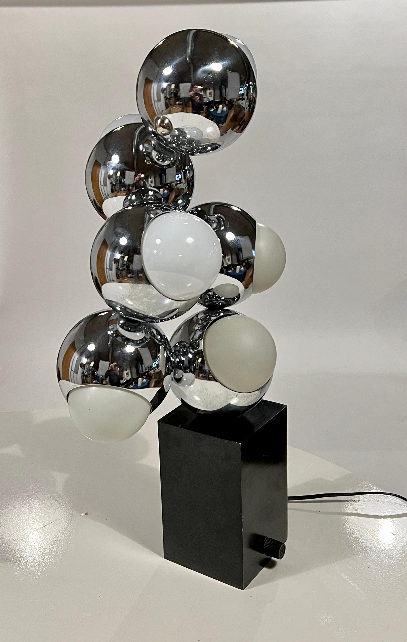 Space Age Molecule Lamp by Robert Sonneman In Good Condition In Chicago, IL