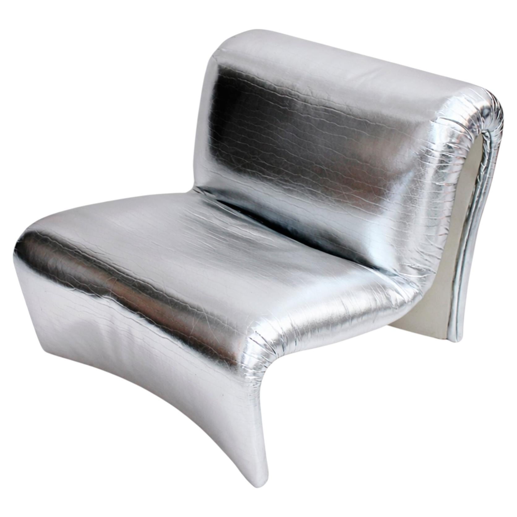 Space Age Moscheni Fiberglass And Silver Vinyl Fabric Italian 1970s Lounge Chair