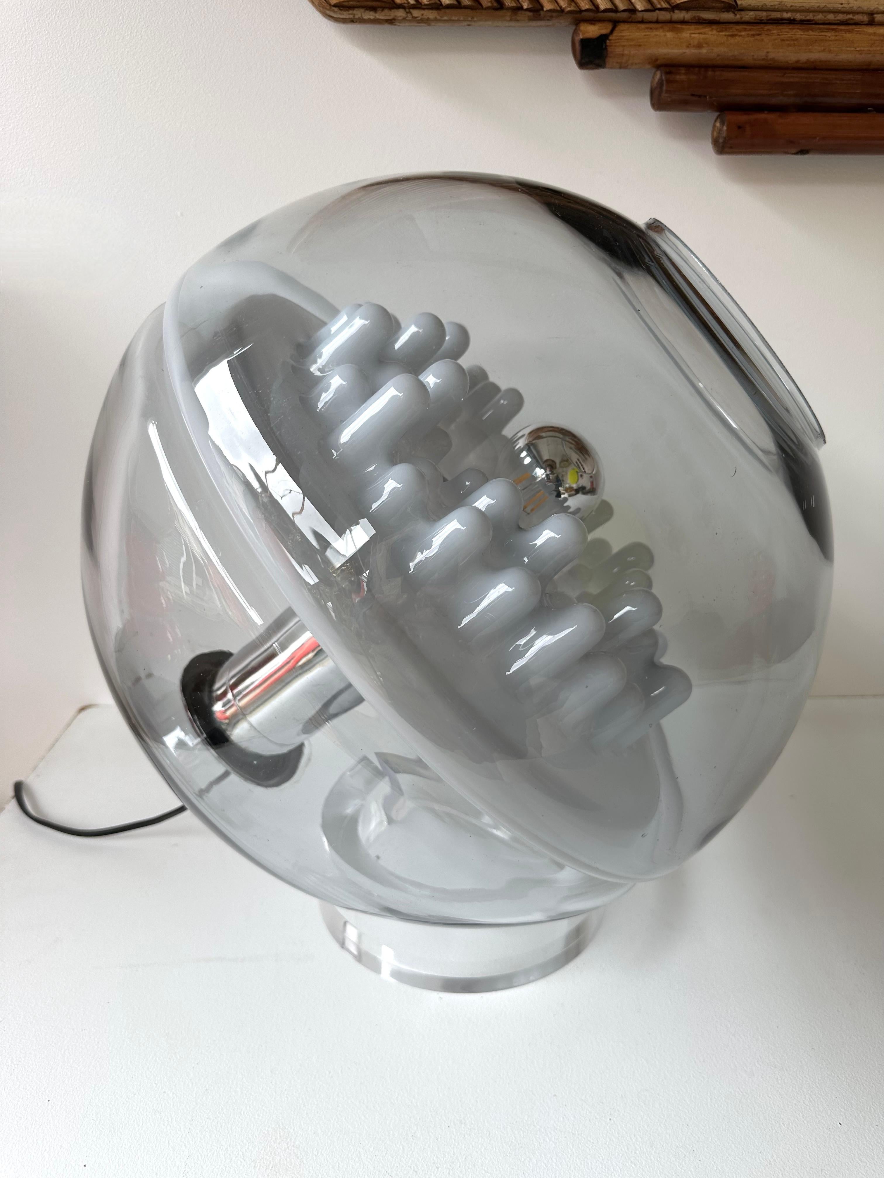 Métal Lampe de Murano en verre et lucite de l'ère spatiale par Leucos, Italie, 1970 en vente