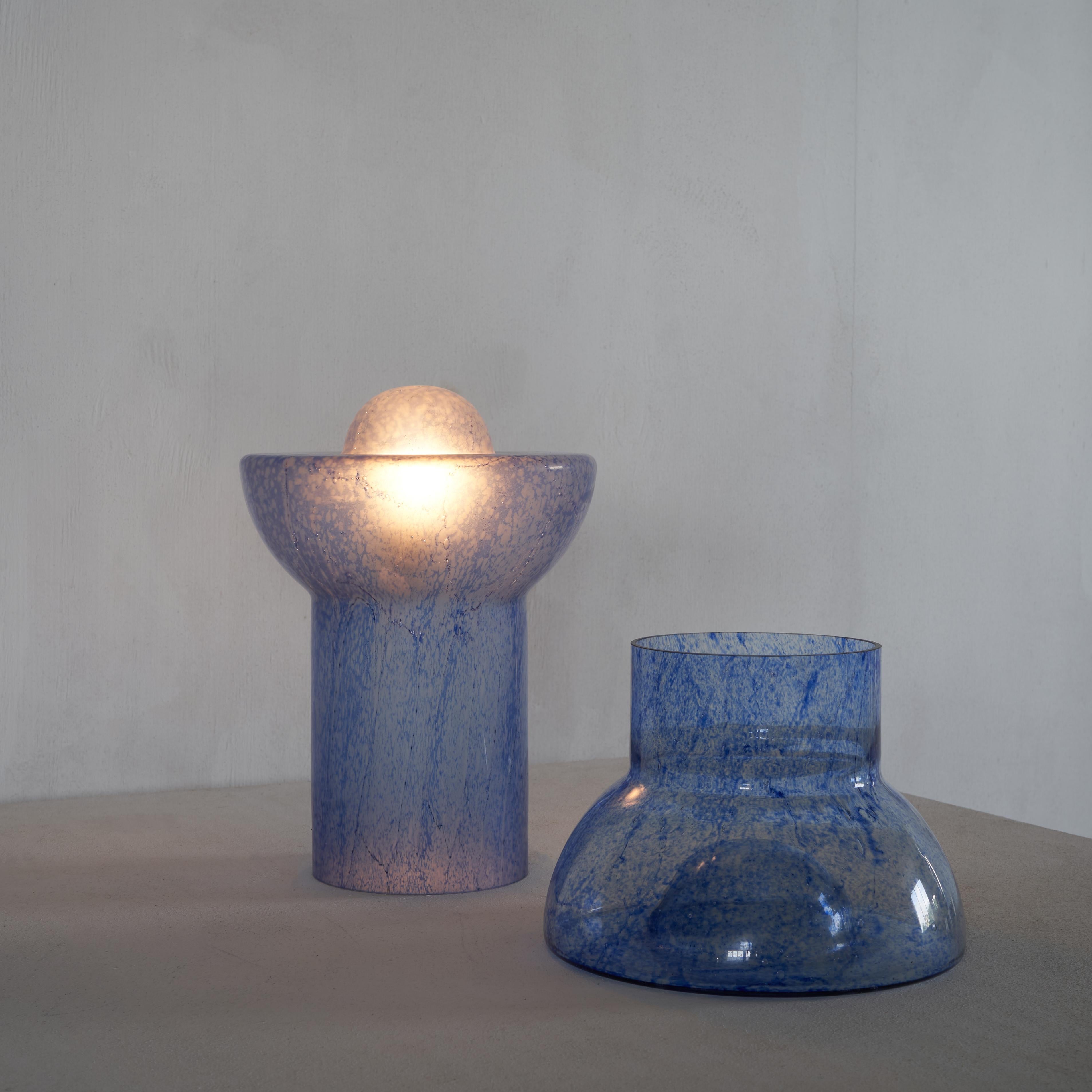 Venetian Murano 'Pulegoso' Glass Table Lamp in Blue 1970s In Good Condition In Tilburg, NL