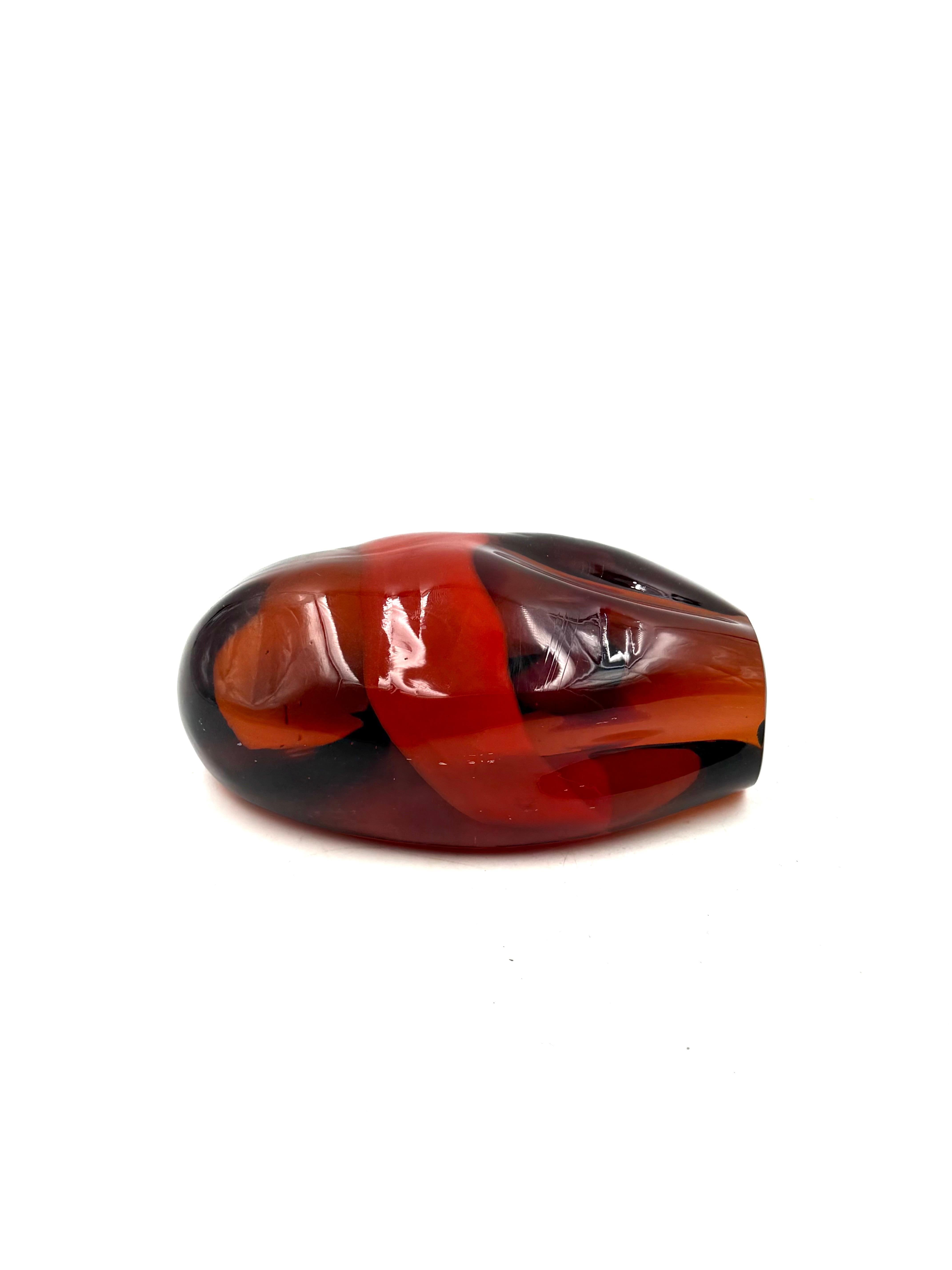 Space age Murano orange glass presse-papier, Italy 1960s in vendita 4