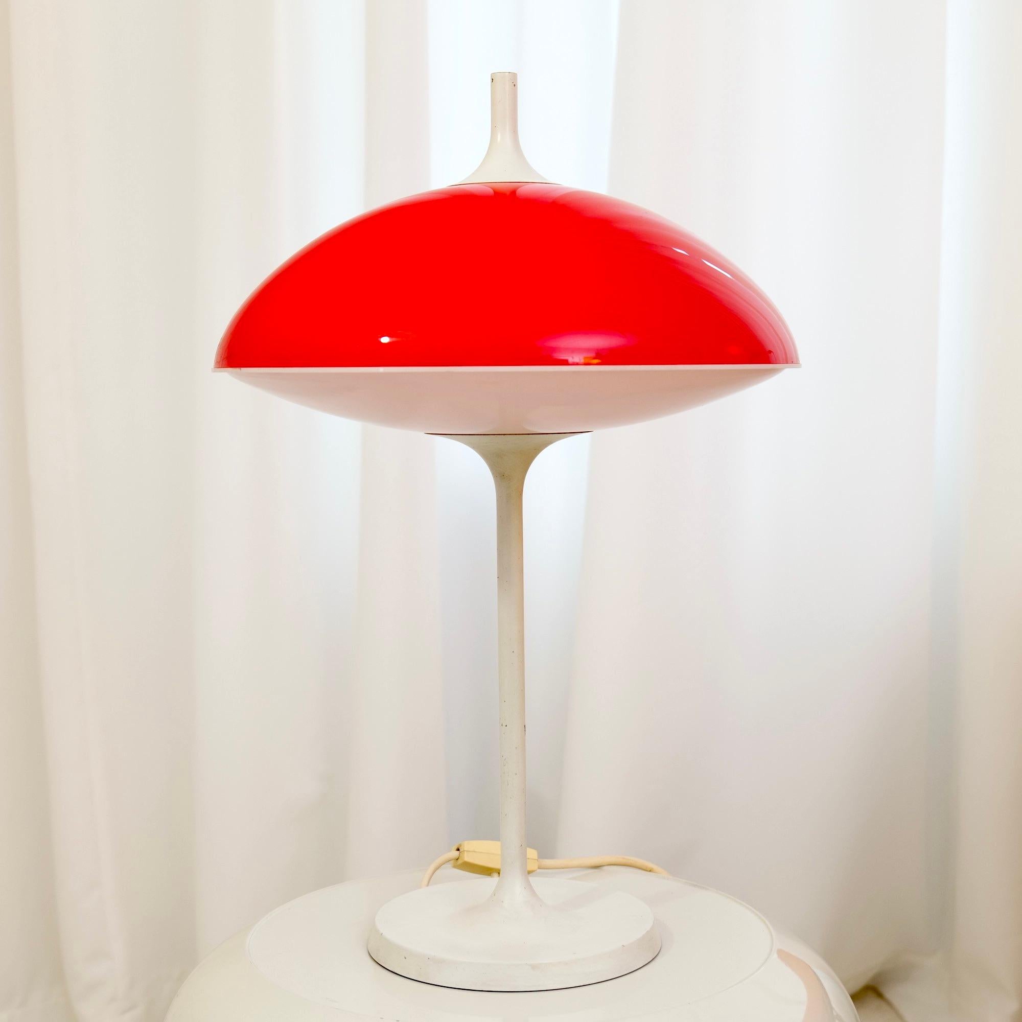 Rare space-age Lamp by Teme Leuchten made in the 1970s
Iconic red-white colour

good condition with patina on the paint
