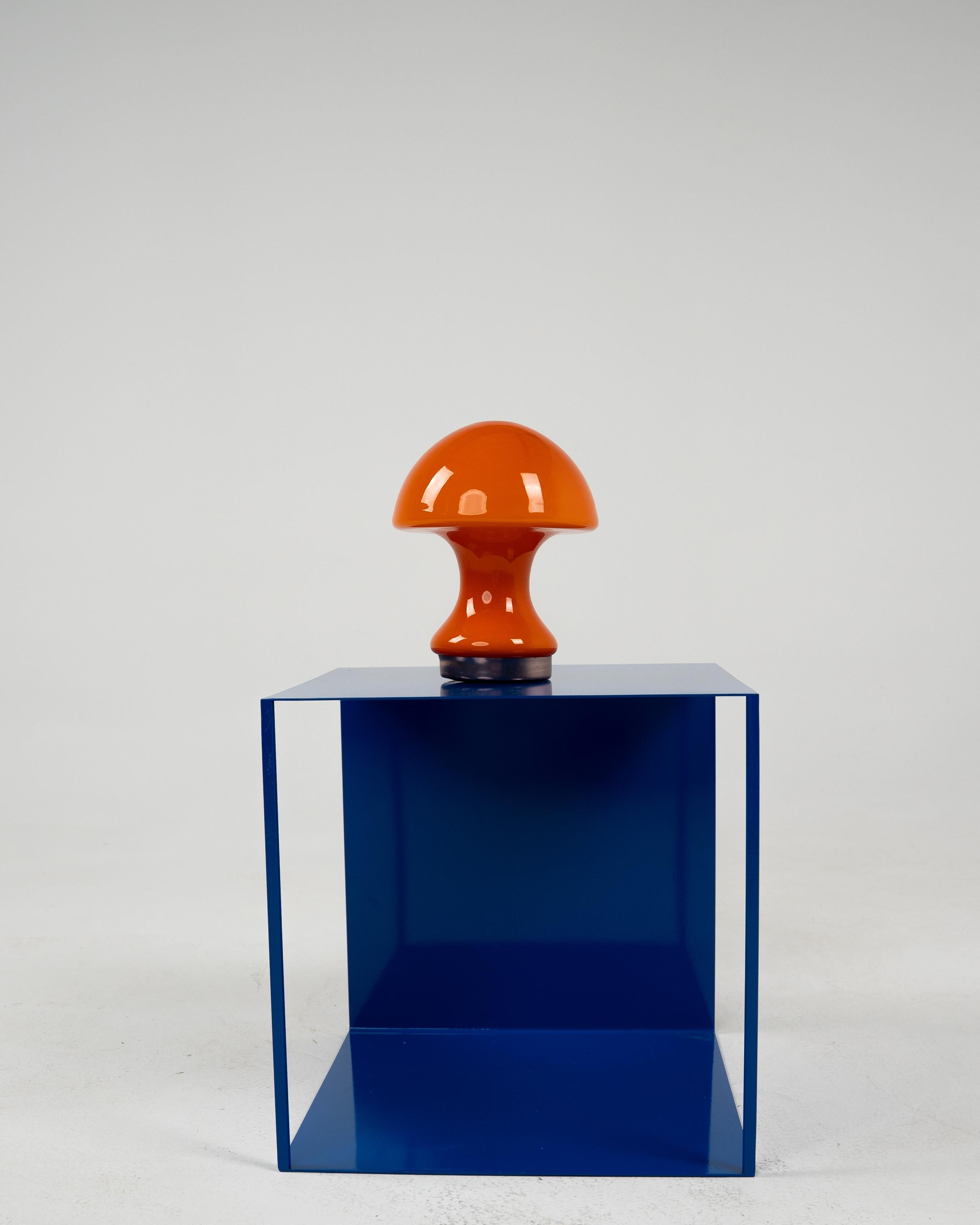 Mid-Century Modern Space Age Mushroom table lamp For Sale