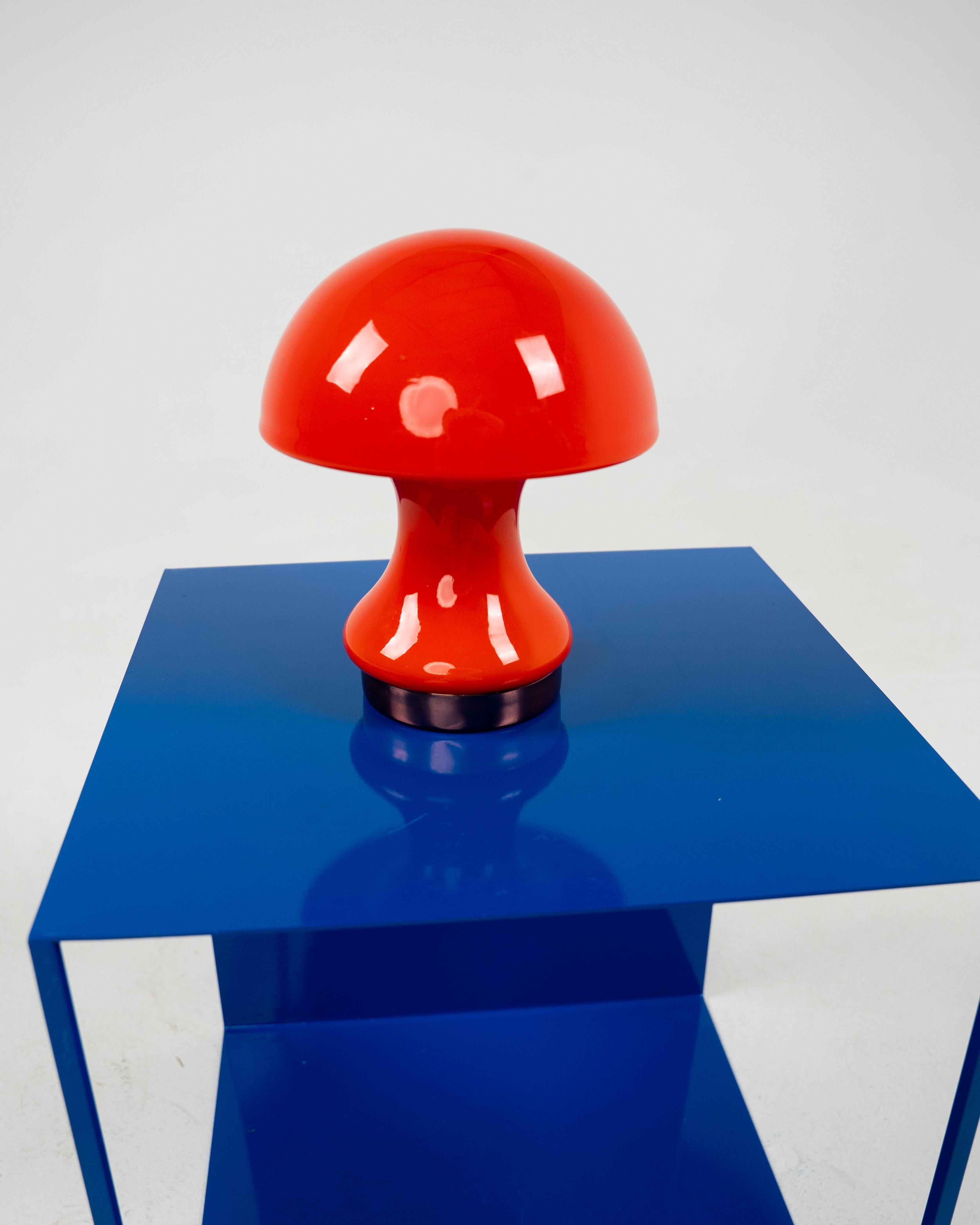 A Space Age Pilz Tischlampe im Angebot 1