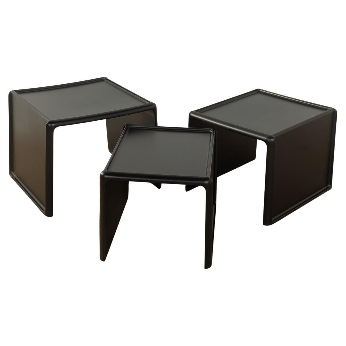 Space Age Nesting tables, Peter Ghyczy 