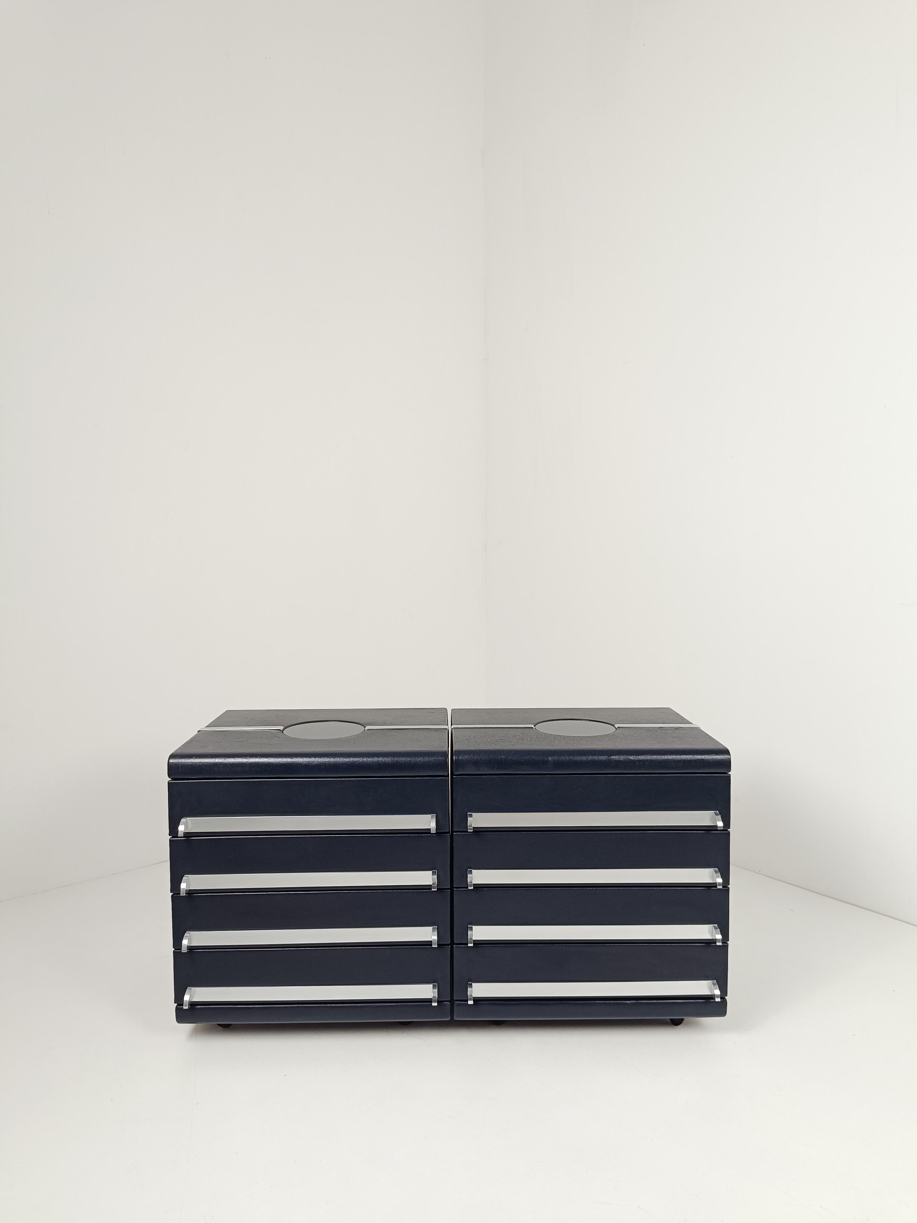 Space Age Night Stands in the style of Luigi Massoni in Chrome & Leather, 70s For Sale 8
