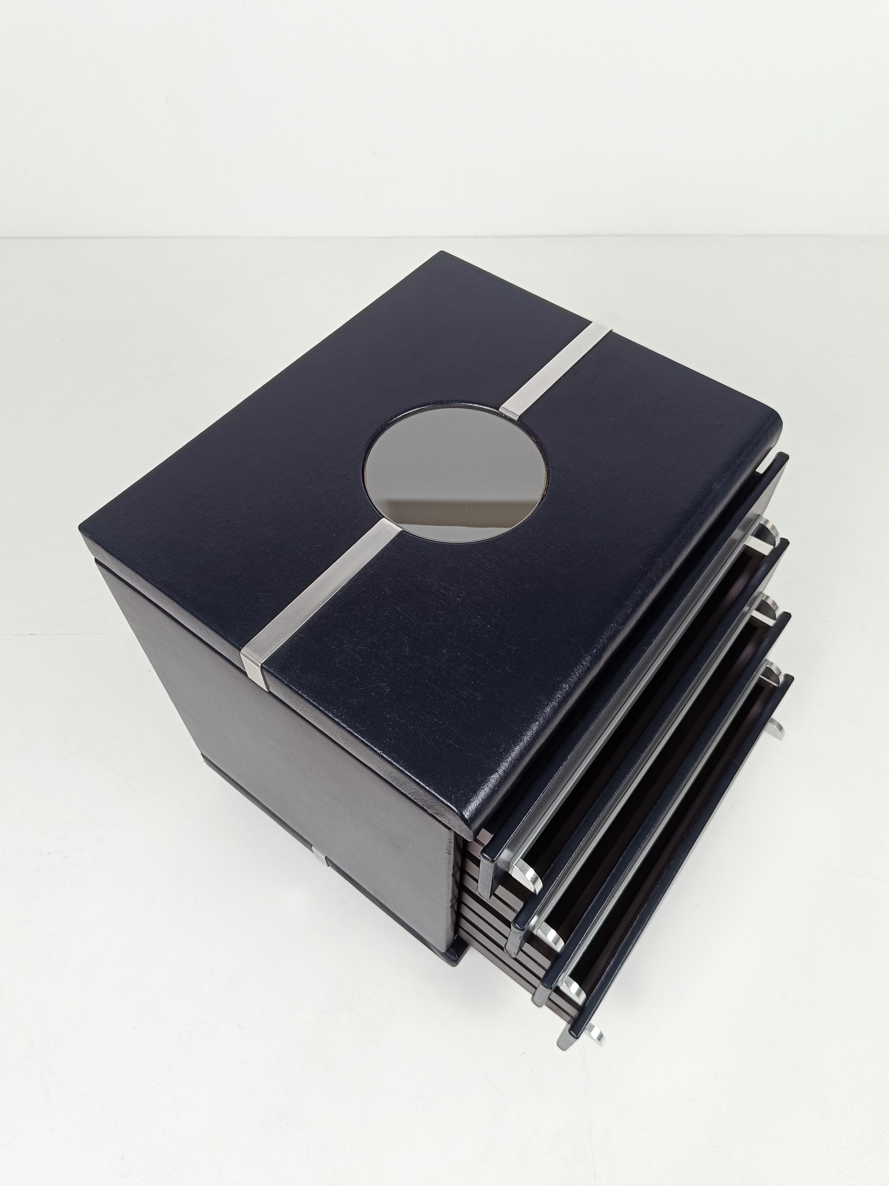 Space Age Night Stands in the style of Luigi Massoni in Chrome & Leather, 70s For Sale 11
