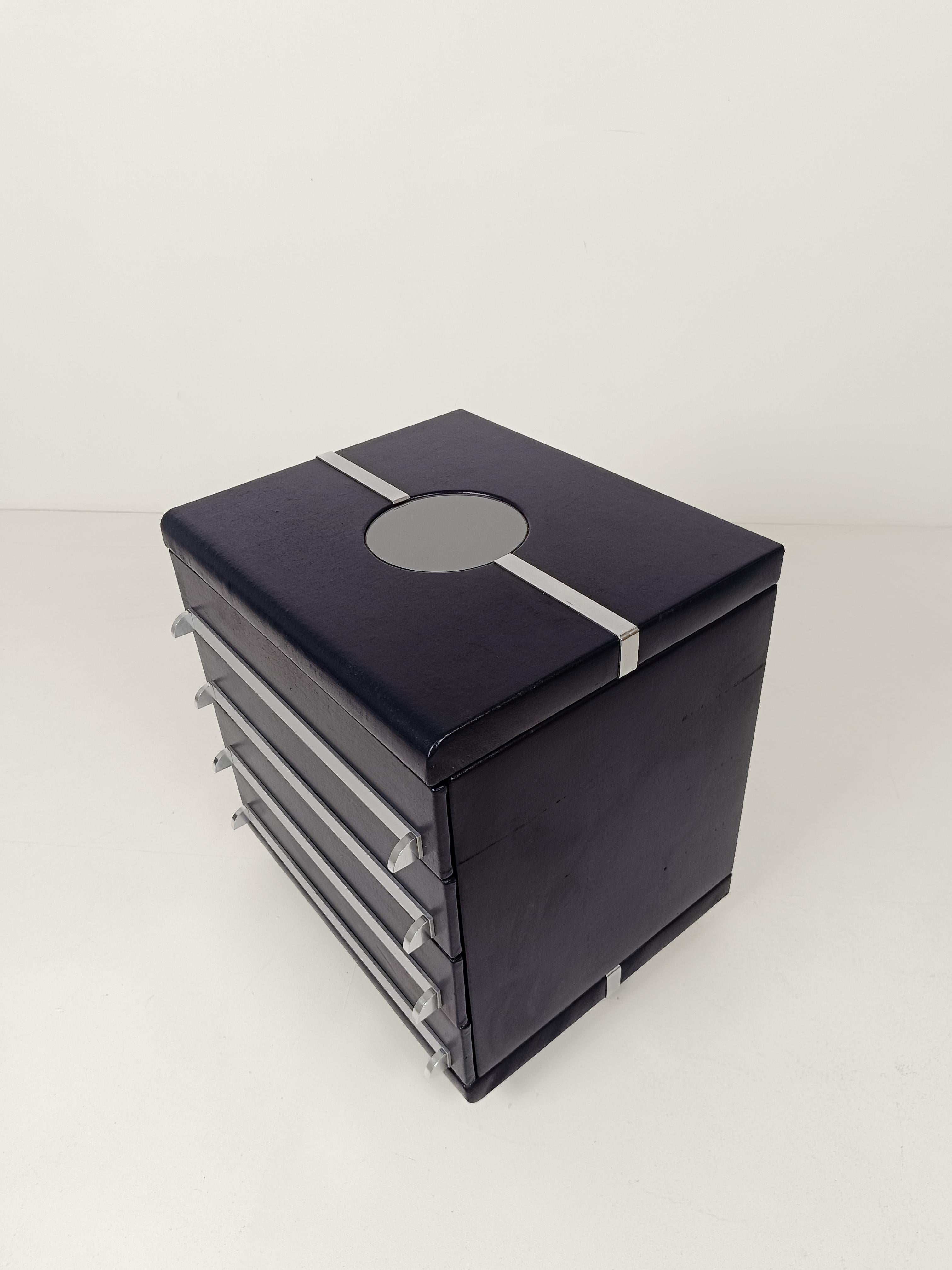 Italian Space Age Night Stands in the style of Luigi Massoni in Chrome & Leather, 70s For Sale