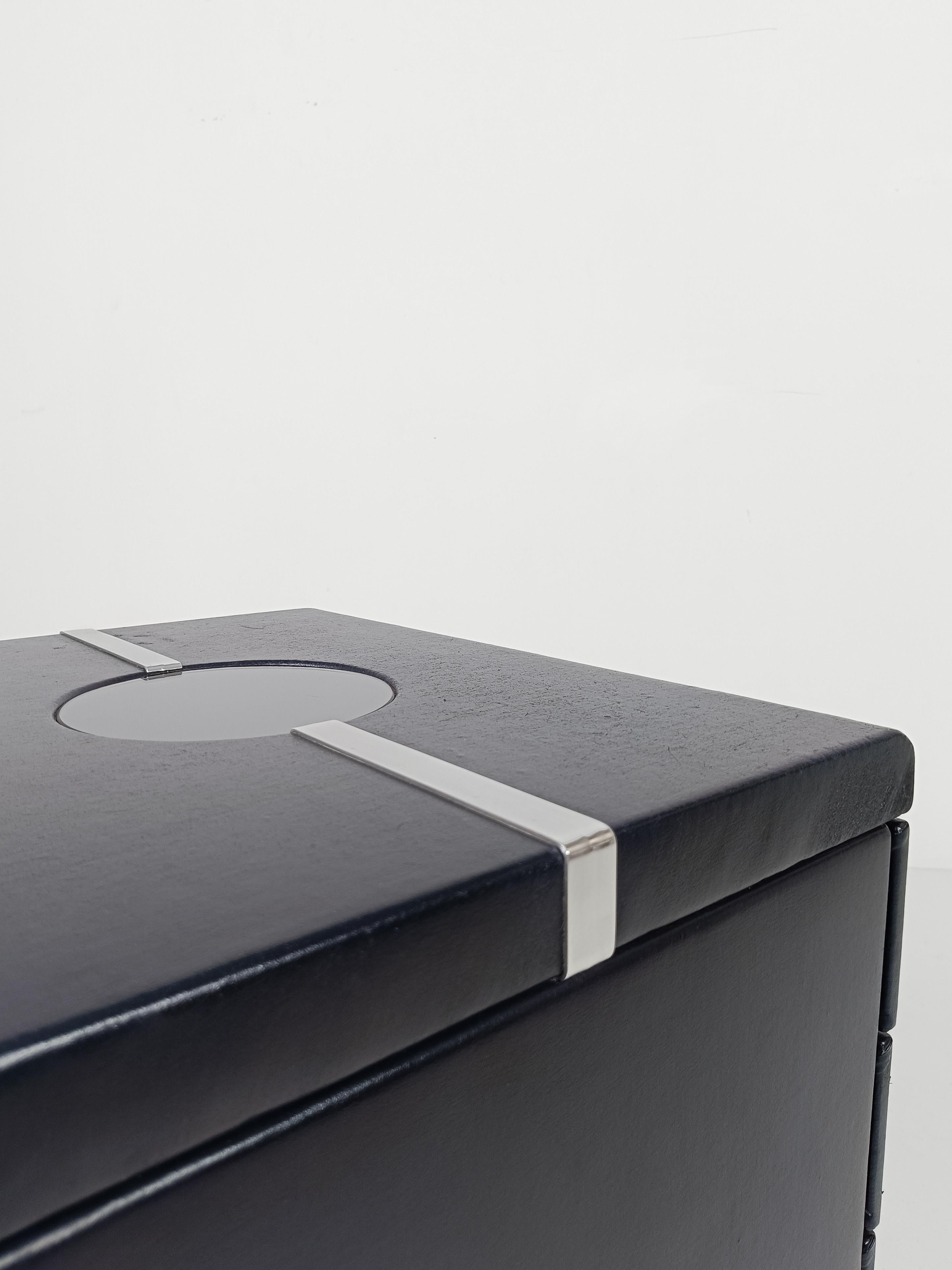 Space Age Night Stands in the style of Luigi Massoni in Chrome & Leather, 70s For Sale 1