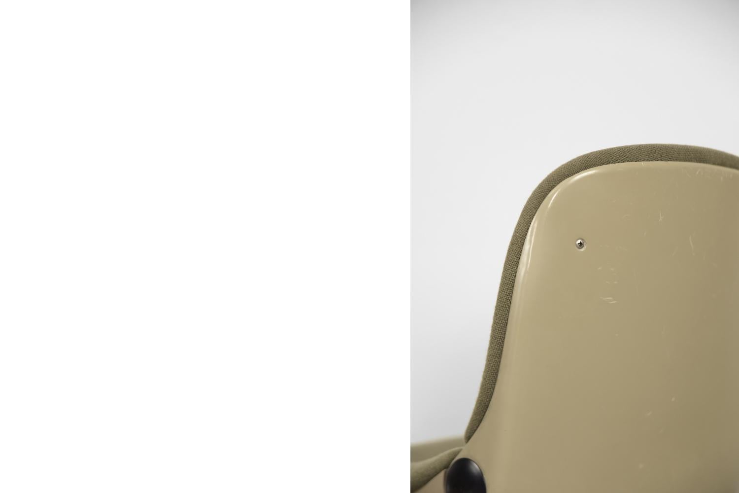 Chaises de bureau 232 de l'ère spatiale de Wilhelm Ritz pour Wilkhahn, 1970, ensemble de 4 pièces 9