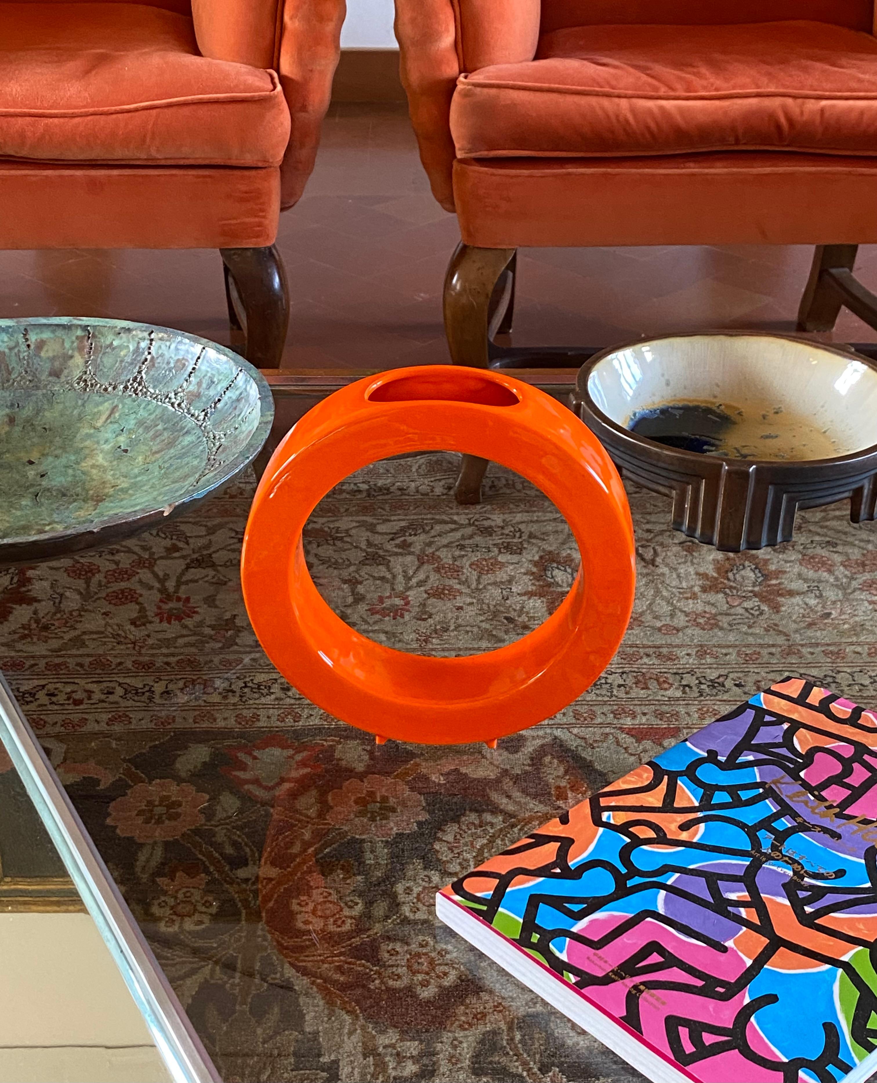 Vase en céramique orange de l'ère spatiale, Gabbianelli Italie vers 1970 en vente 4